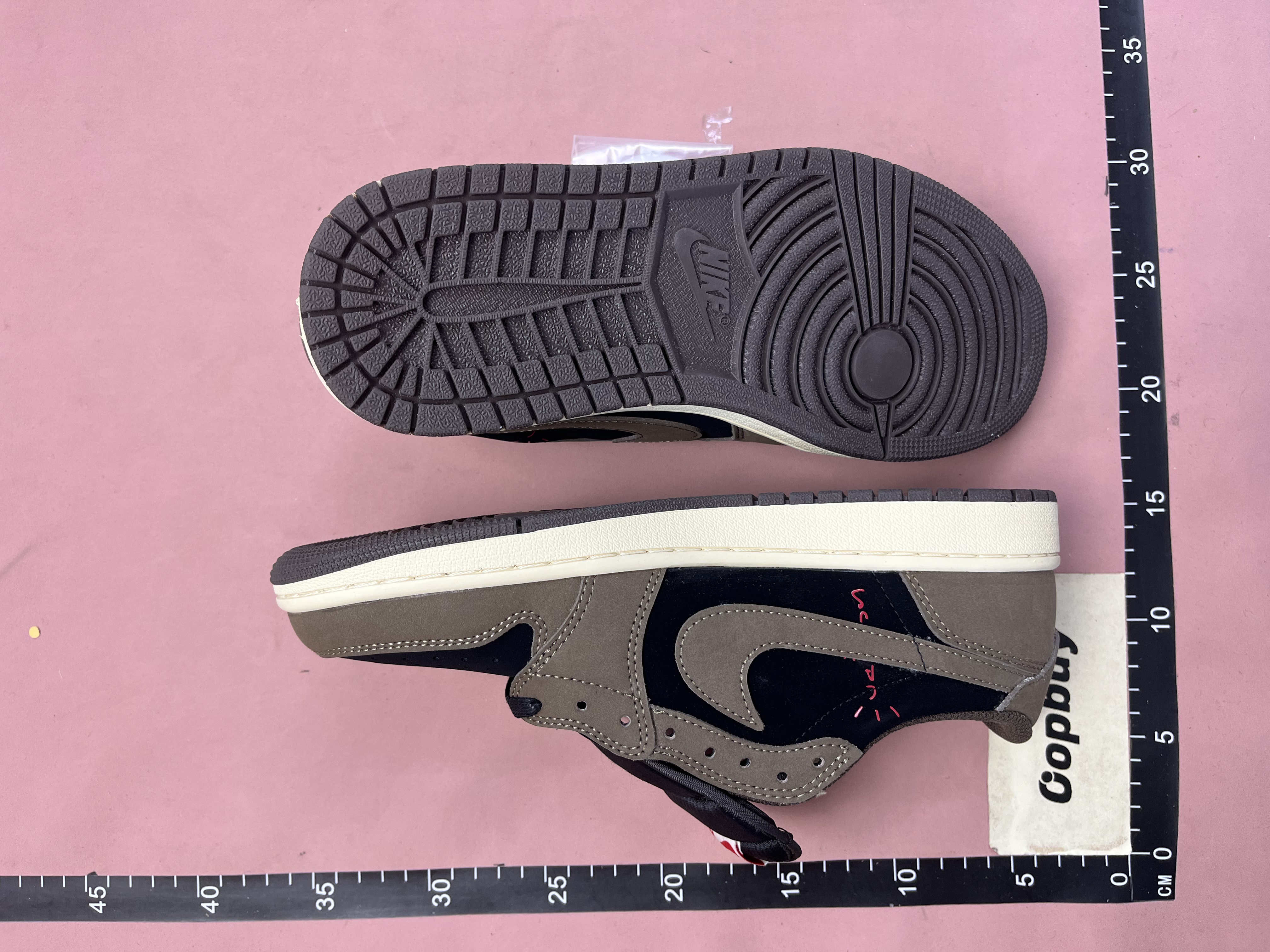 Nike Dunk Low Travis Scott Cactus Jack Olive Green