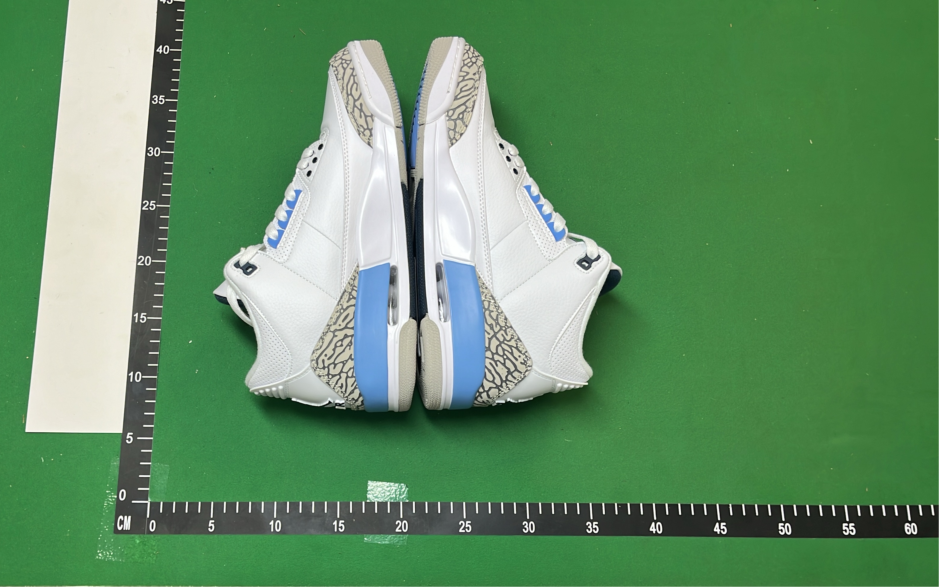 Air Jordan 3 Retro Sneakers - Classic Basketball Shoes