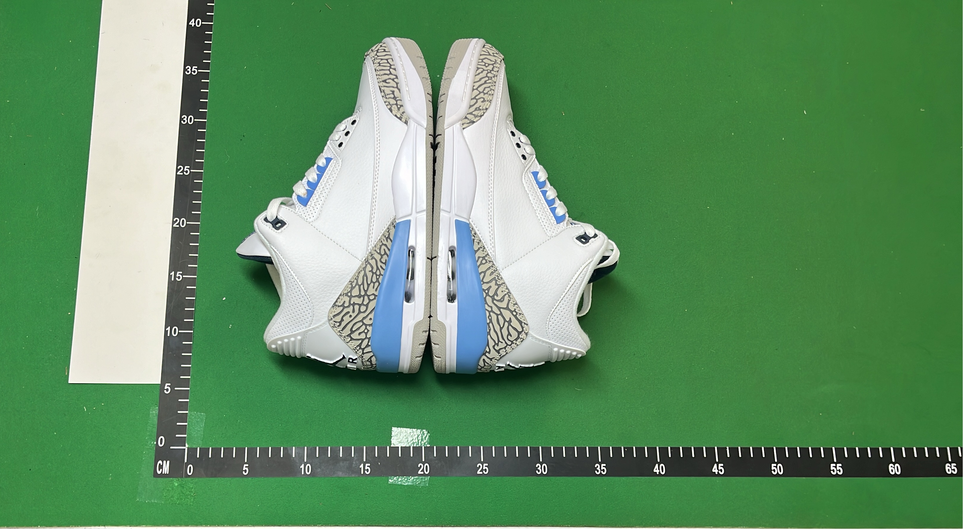 Air Jordan 3 Retro Sneakers - Classic Basketball Shoes