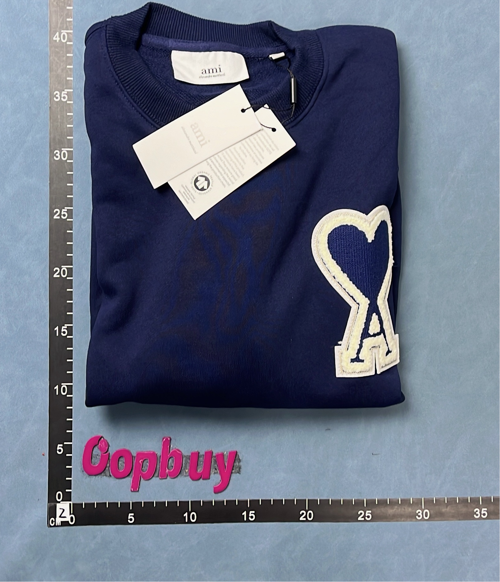 Heart Logo Sweatshirt in Multiple Colors - Cozy & Stylish