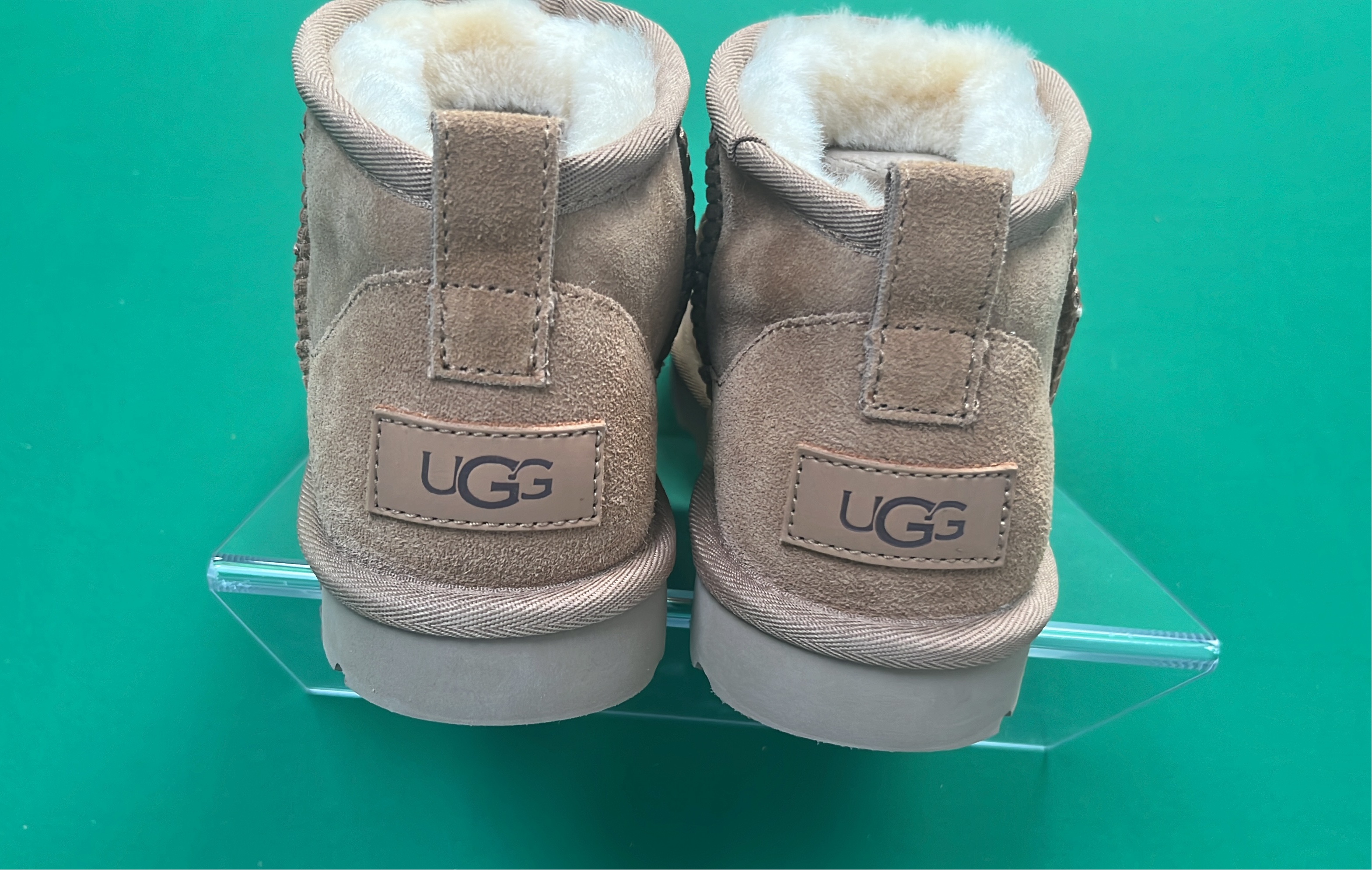 UGG Classic Mini Boots Women's Shearling Lined Winter Shoes