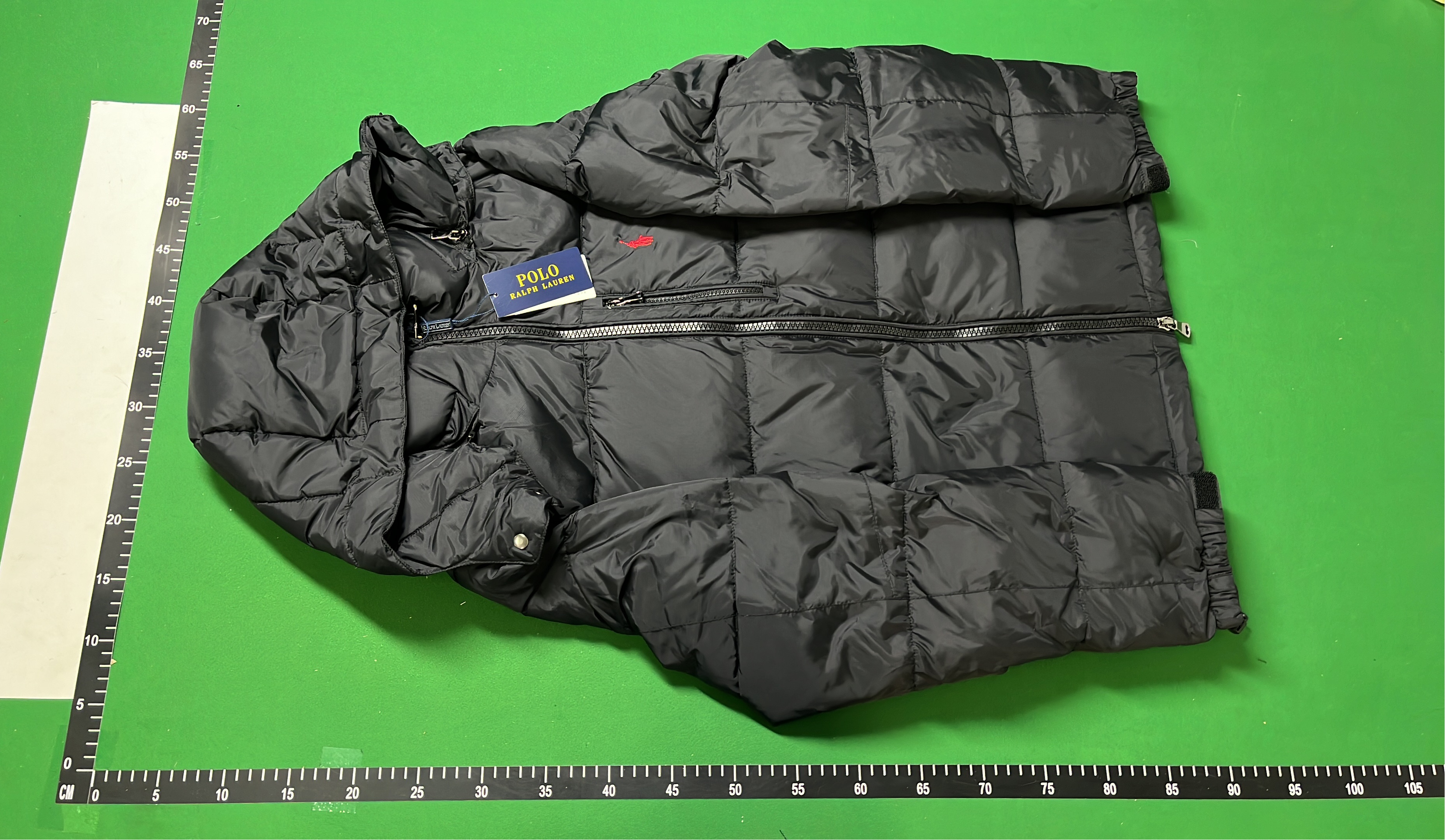 Puffer Jacket with Hood for Winter Warmth