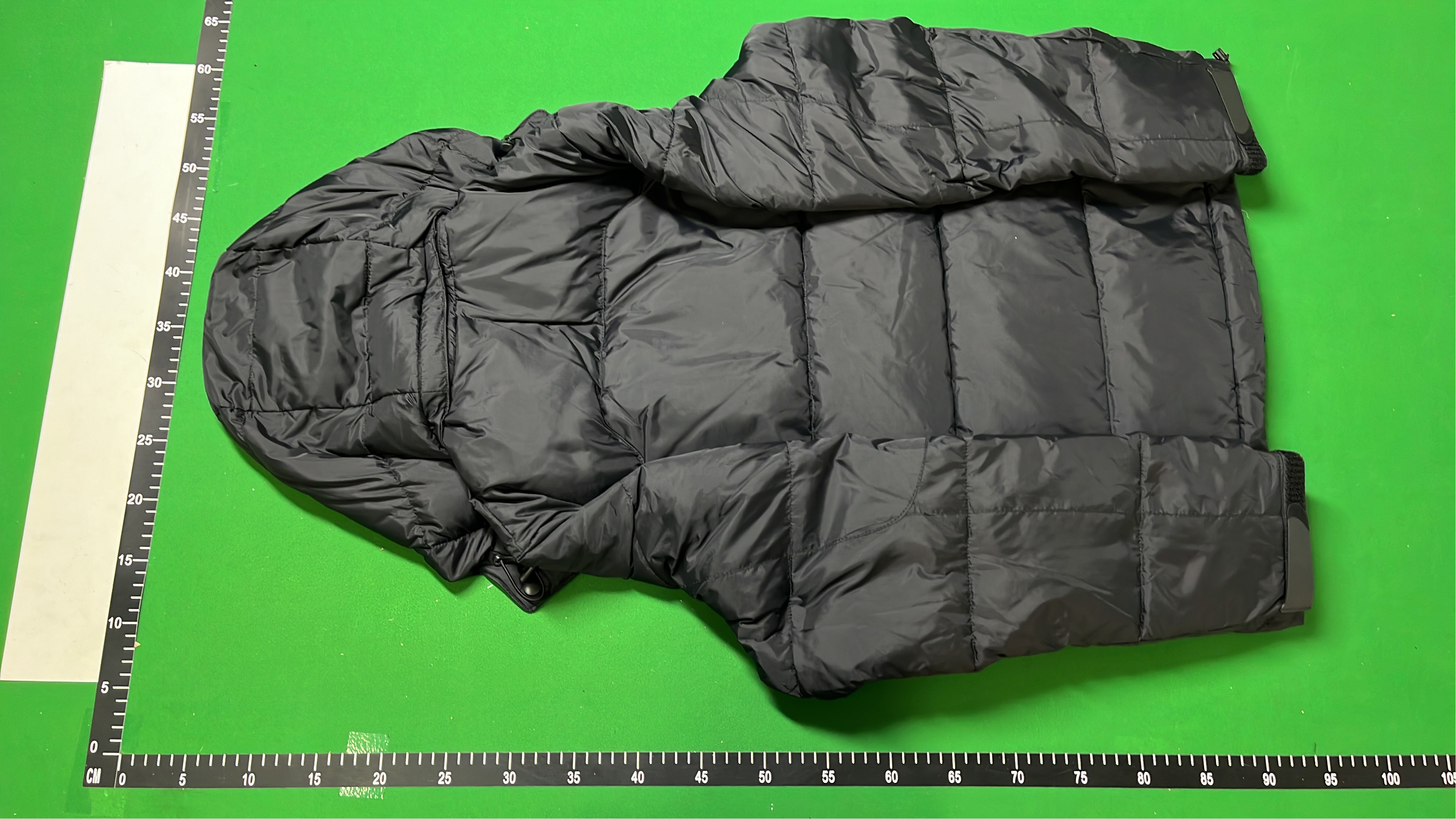 Puffer Jacket with Hood for Winter Warmth