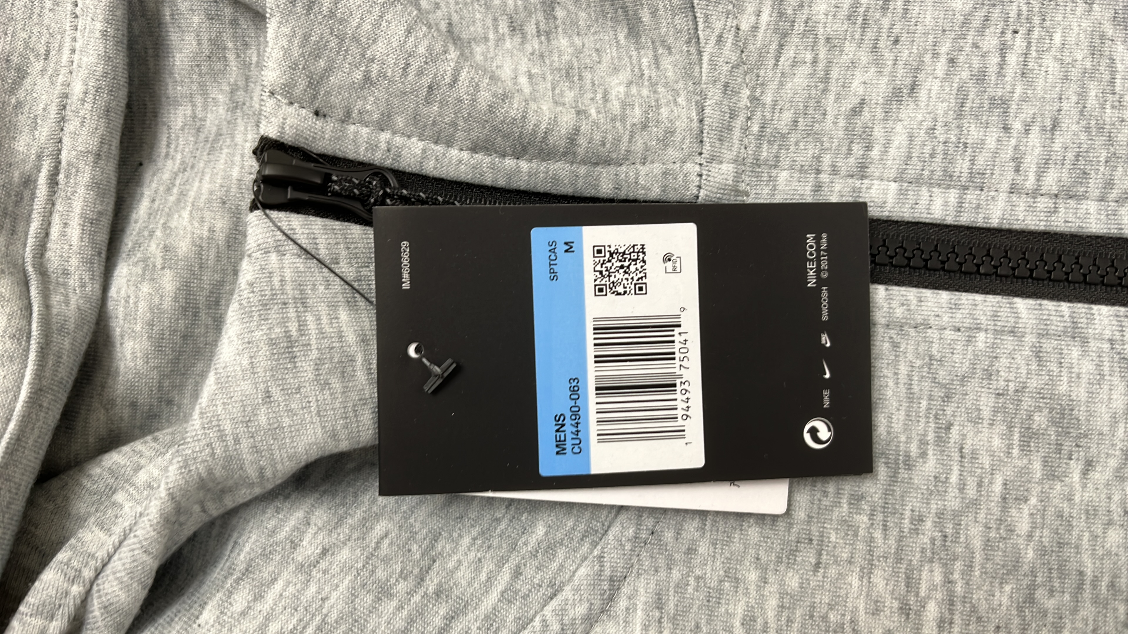 Nike Black Hoodie and Pants Set for Men