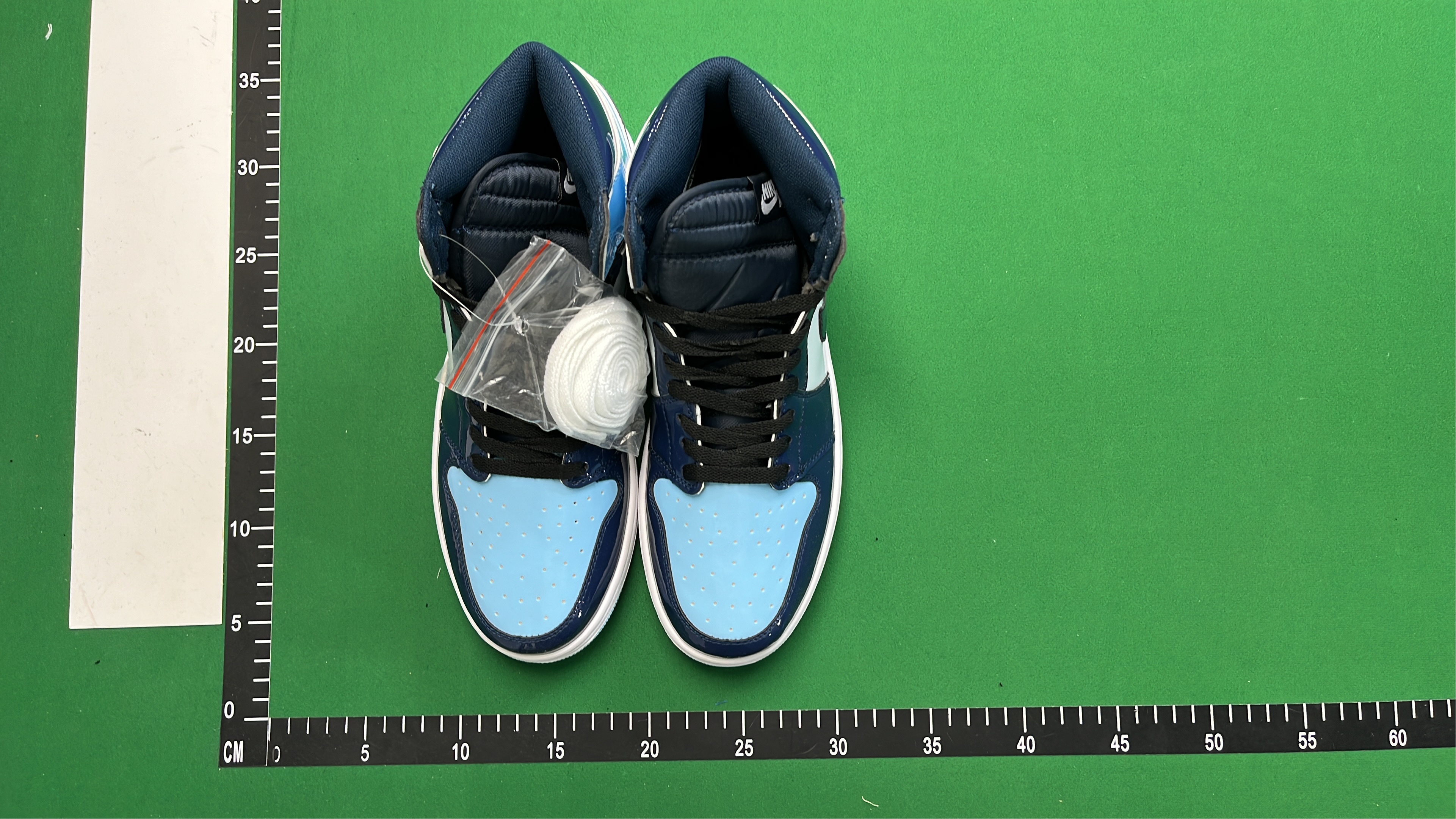Air Jordan 1 High OG Sneakers Collection