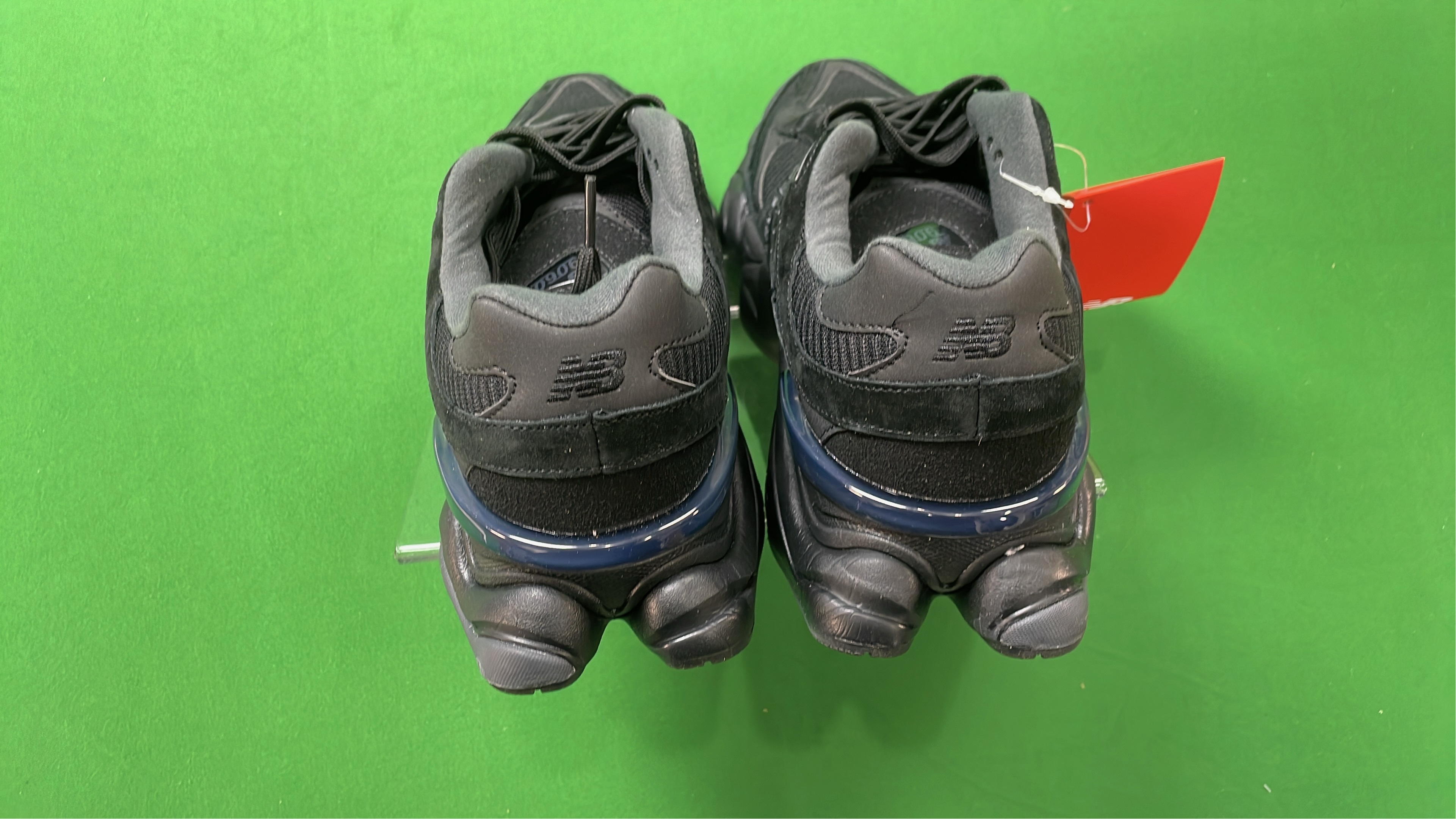 New Balance 9060 Sneakers for Men Women