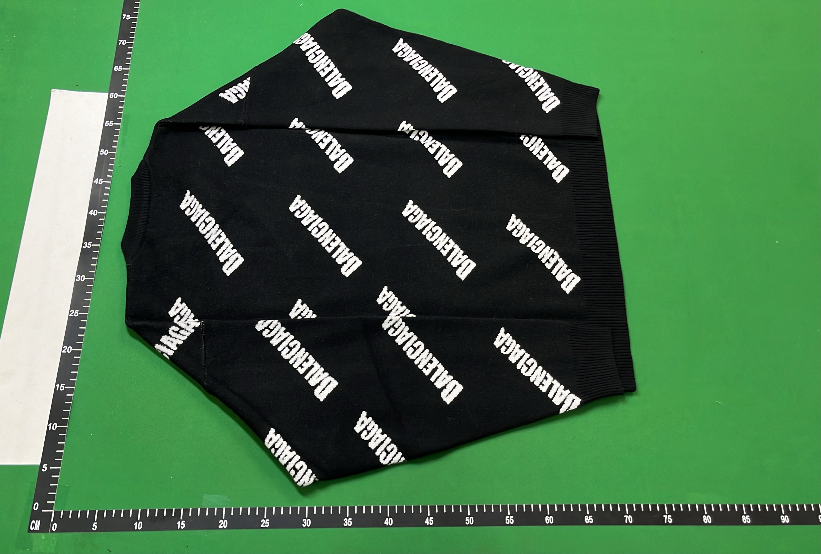 Balenciaga Logo Print Crewneck Sweater - Black, Green, Grey