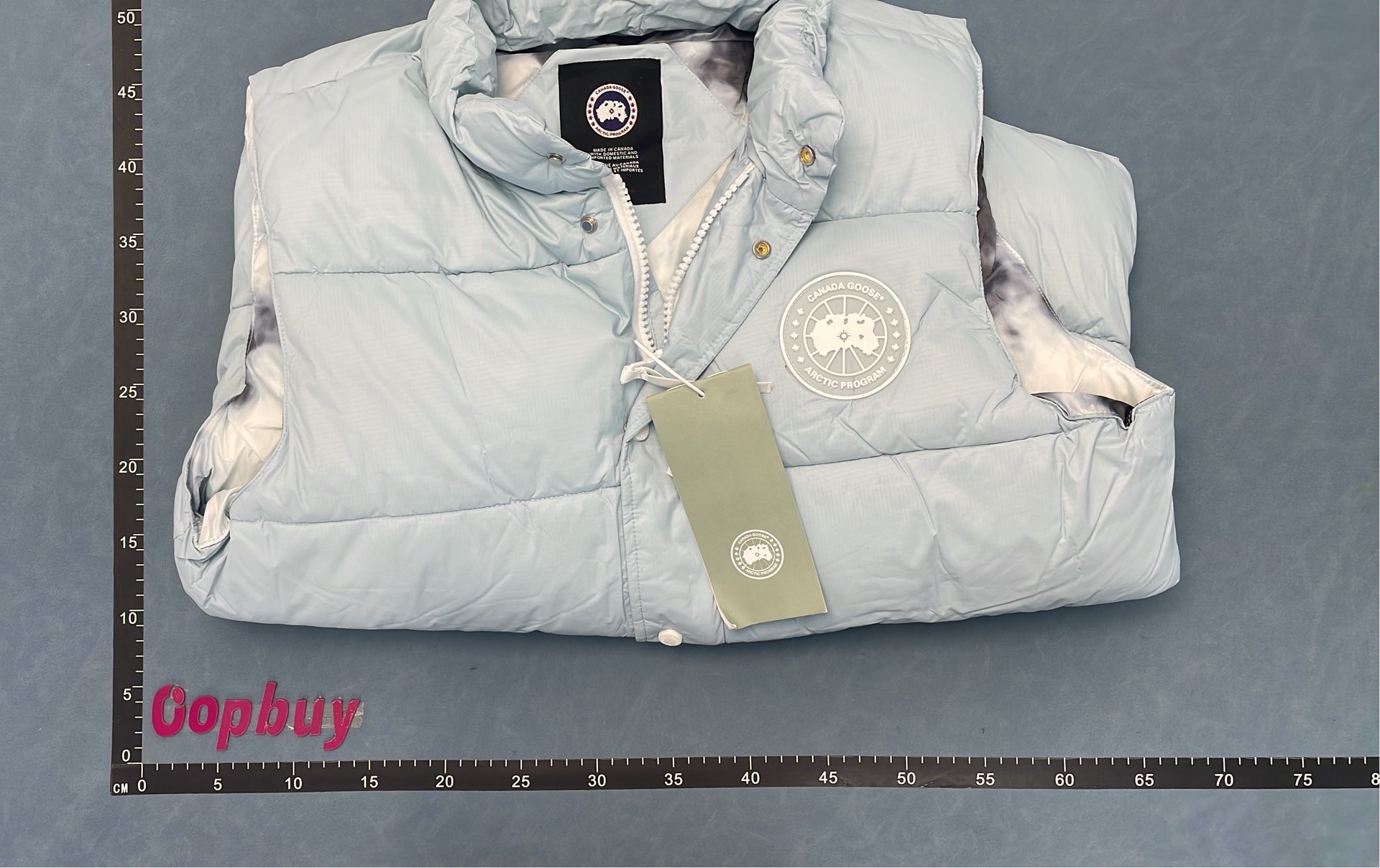 Canada Goose Down Vest - Lightweight Warmth for Men & Women