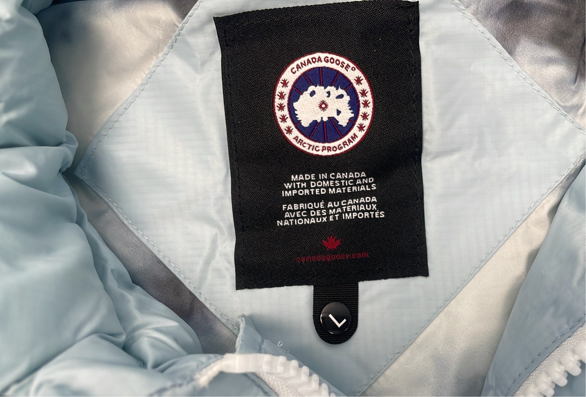 Canada Goose Down Vest - Lightweight Warmth for Men & Women