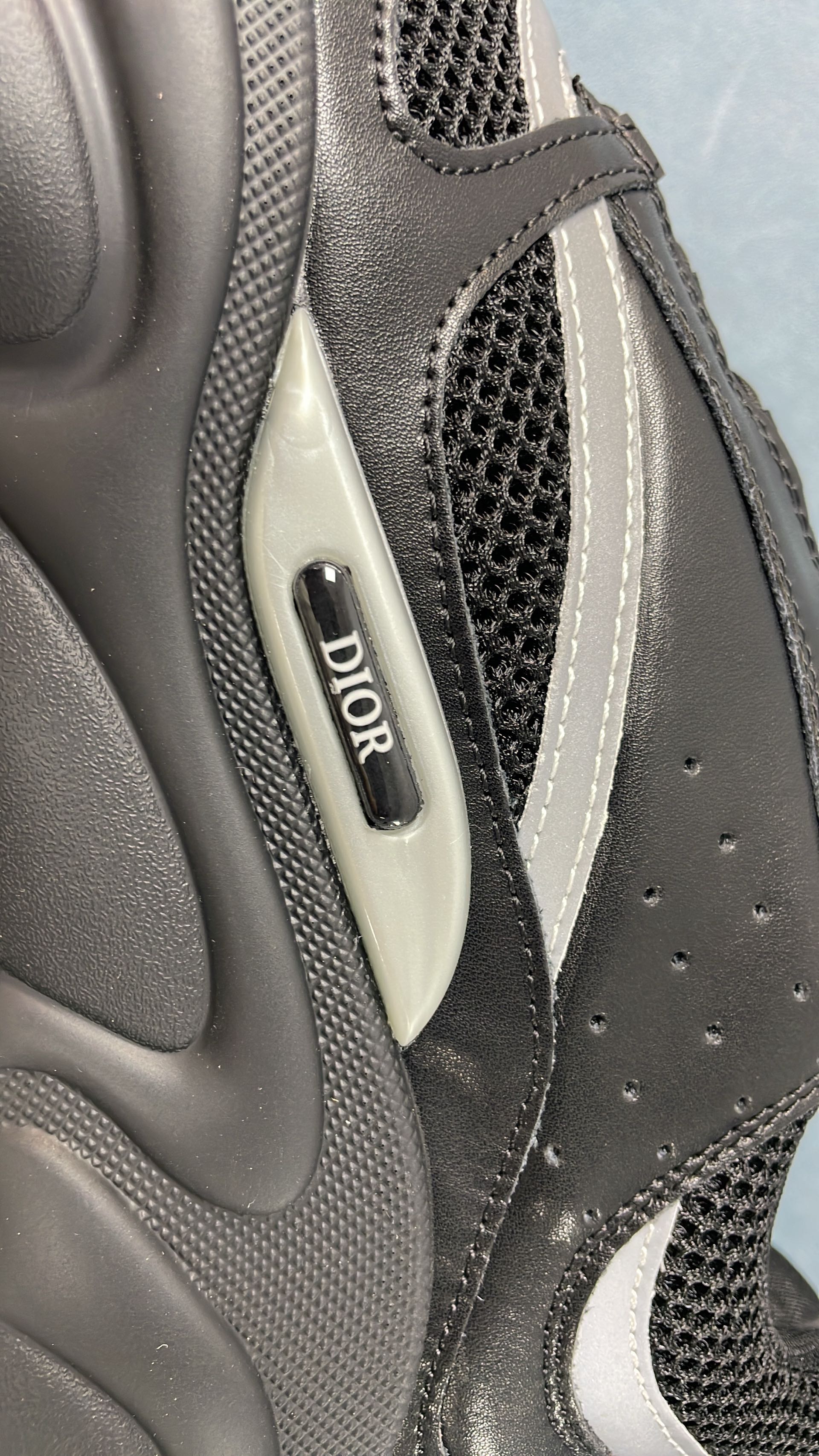 Dior B23 High-Top Sneakers for Men and Women