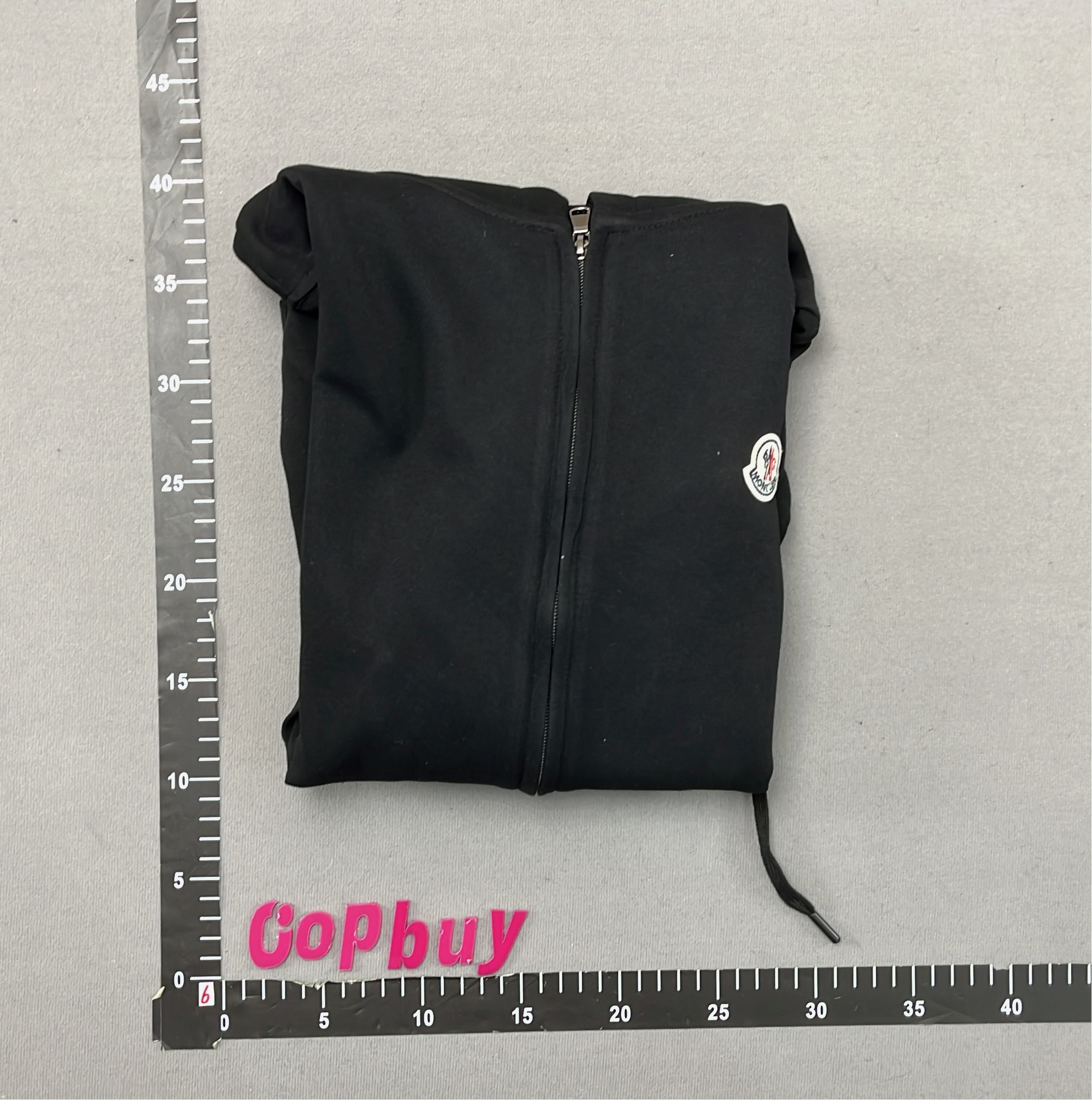 Dark Gray Zip-Up Hoodie for Men and Women - Comfortable Sweatshirt with Pockets