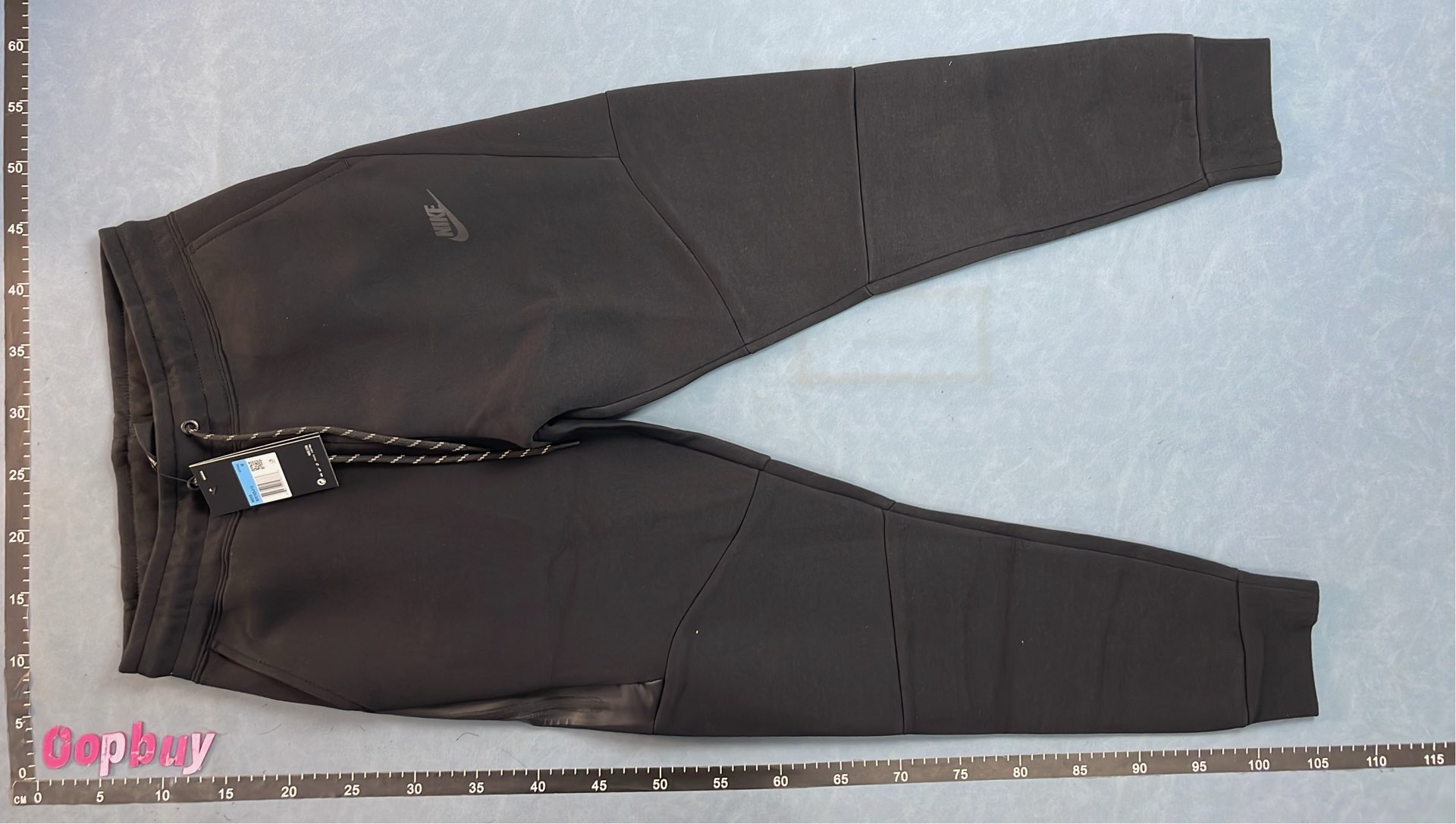 Nike Men's Gray Hoodie and Pants Set