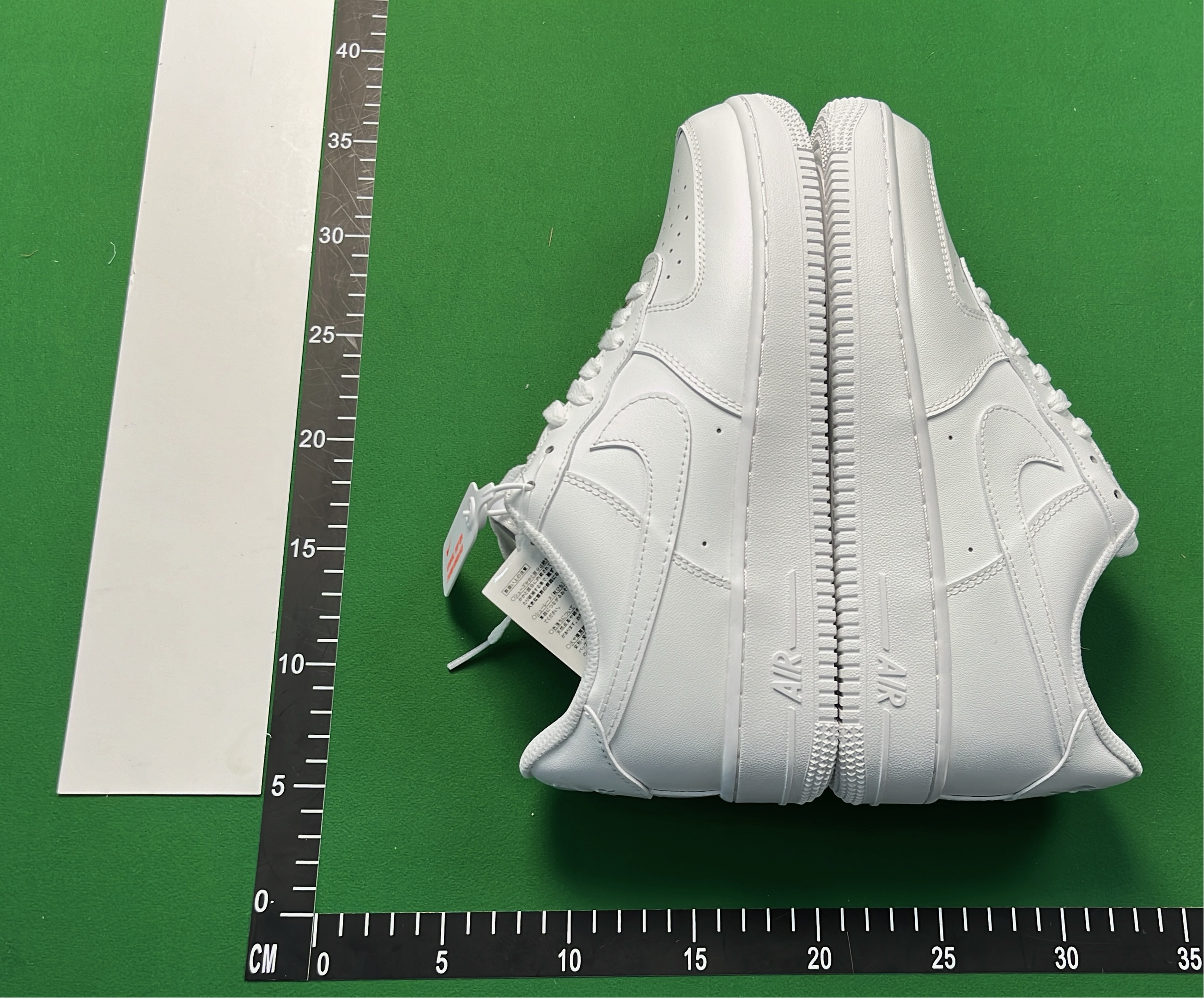 Nike Air Force 1 Low Supreme Collaboration Sneakers