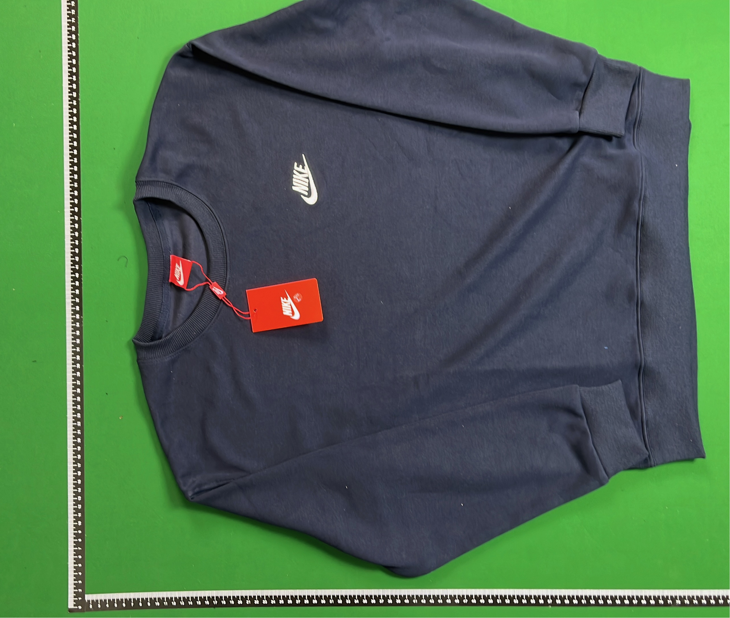 Nike Crewneck Sweatshirt - Classic Logo Design in Multiple Colors
