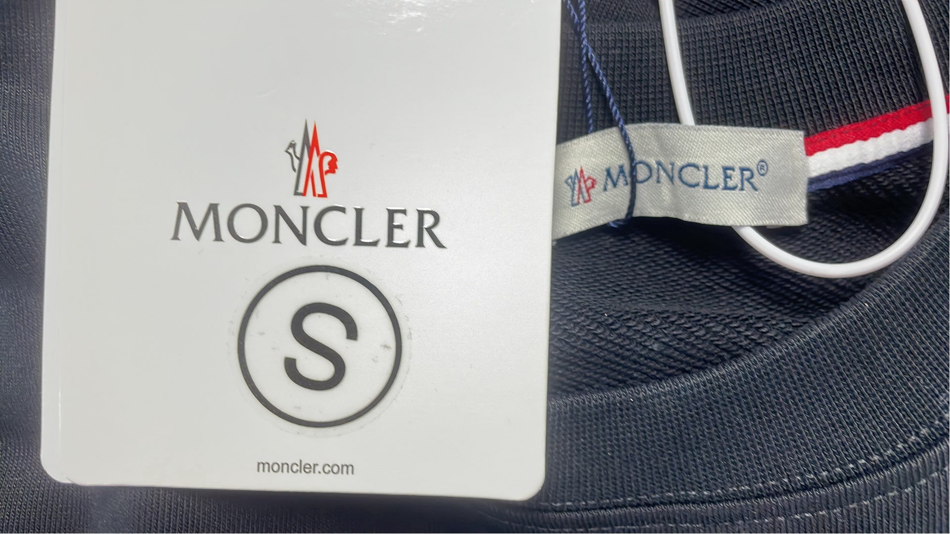 MONCLER Sweatshirt Collection - Stylish Comfort for Everyday Wear