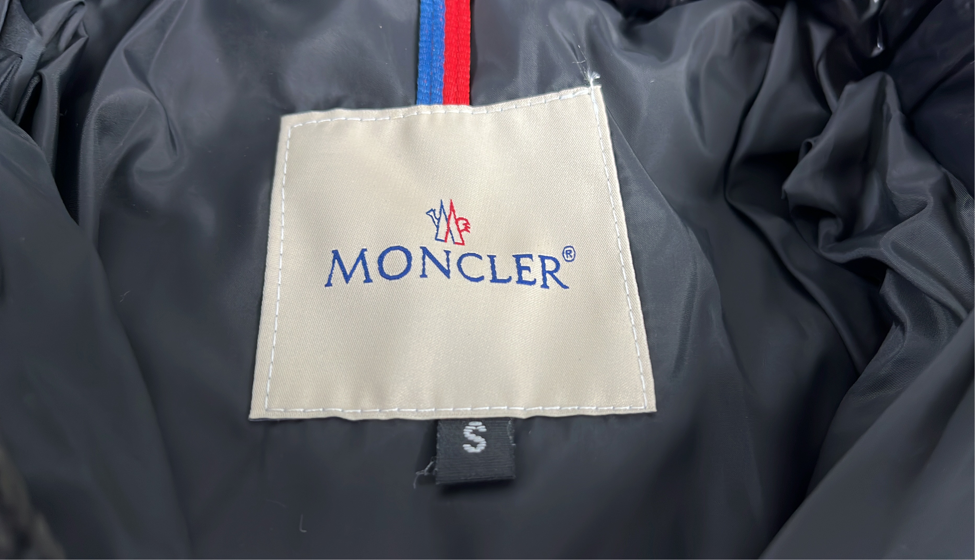 Moncler Puffer Jacket for Men Women