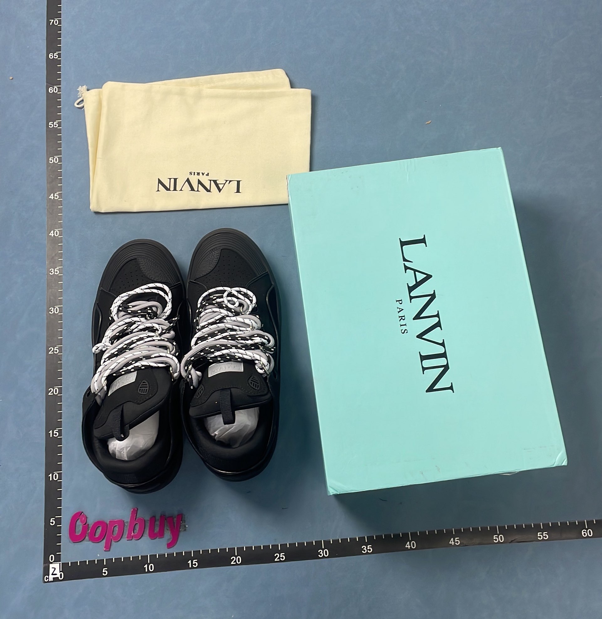 Stylish Casual Sneakers with Unique Lace Design