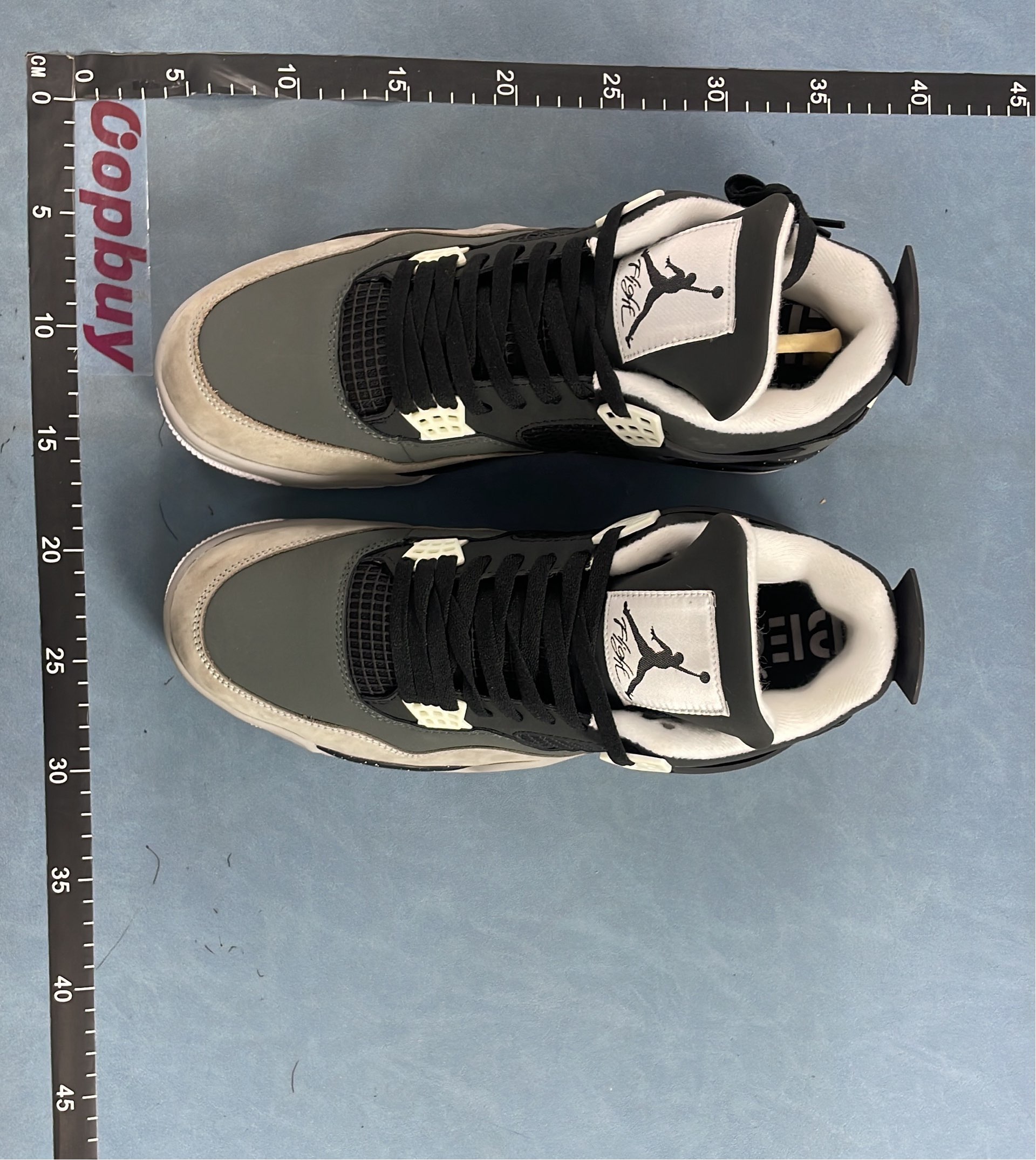 Air Jordan 4 Retro 'Oreo' Black Grey White Sneakers