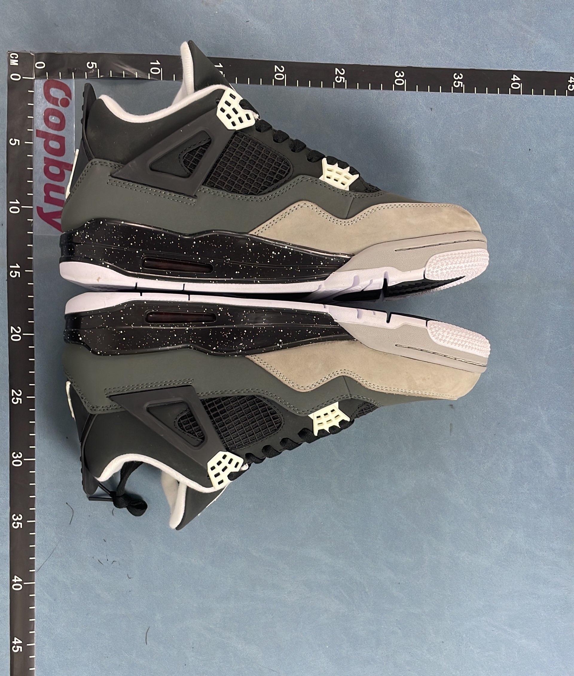 Air Jordan 4 Retro 'Oreo' Black Grey White Sneakers