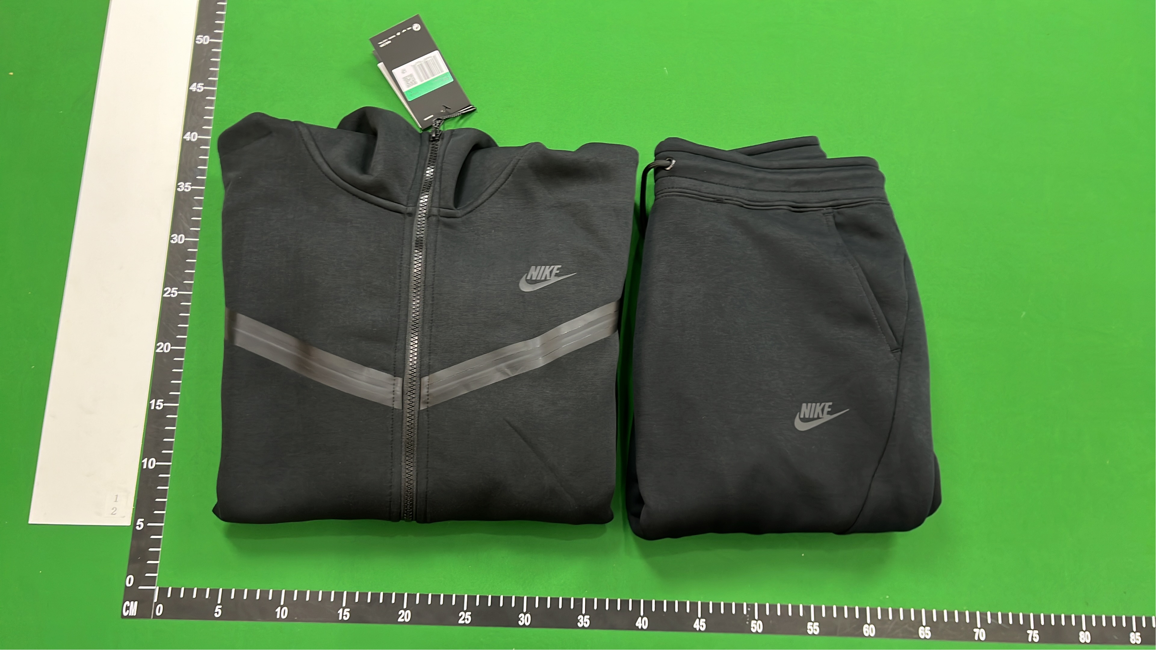 Nike Black Hoodie and Pants Set for Men
