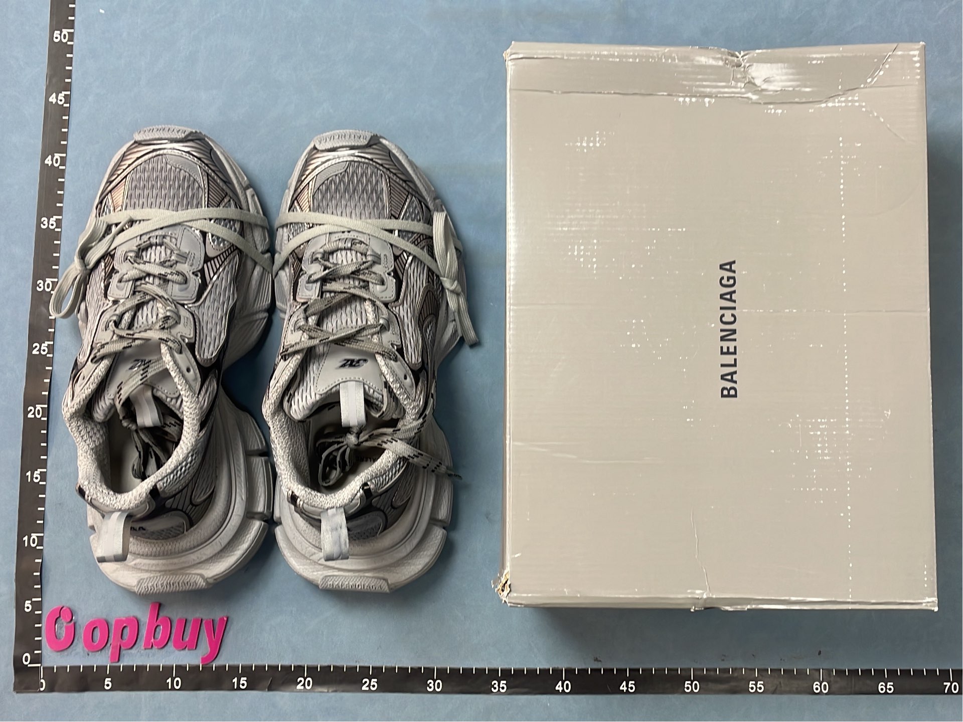 Nike Air Max 270 React Pink Running Shoes
