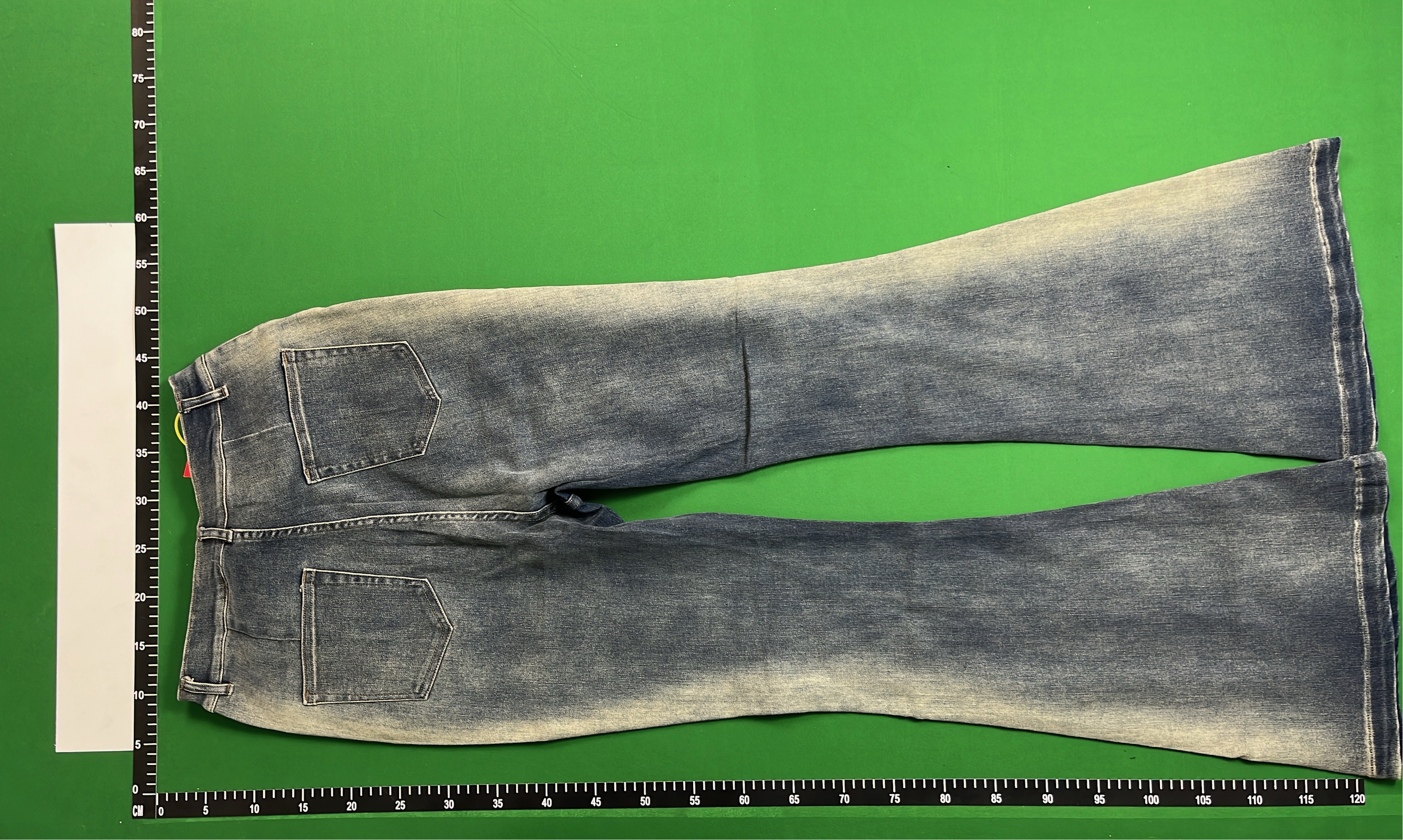 Women's Dark Wash Flared Jeans - Classic Fit