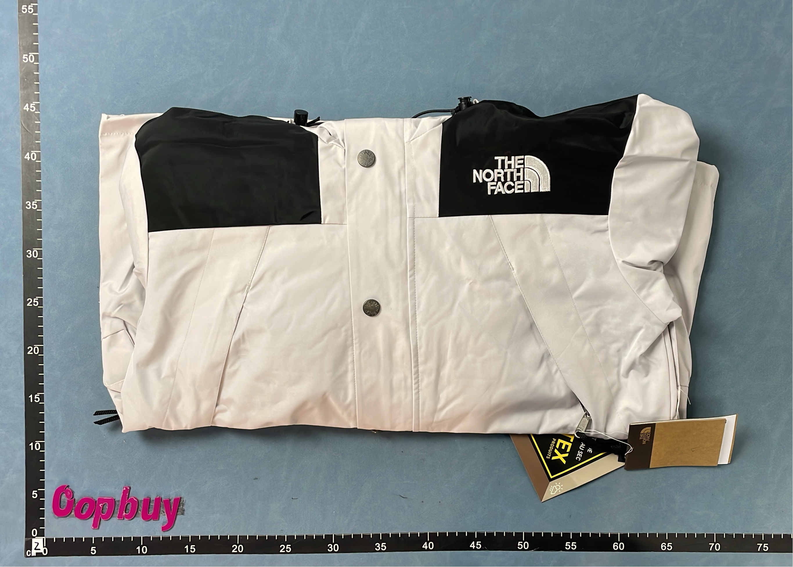 The North Face GORE-TEX Jacket - Beige and Black Outdoor Waterproof Coat