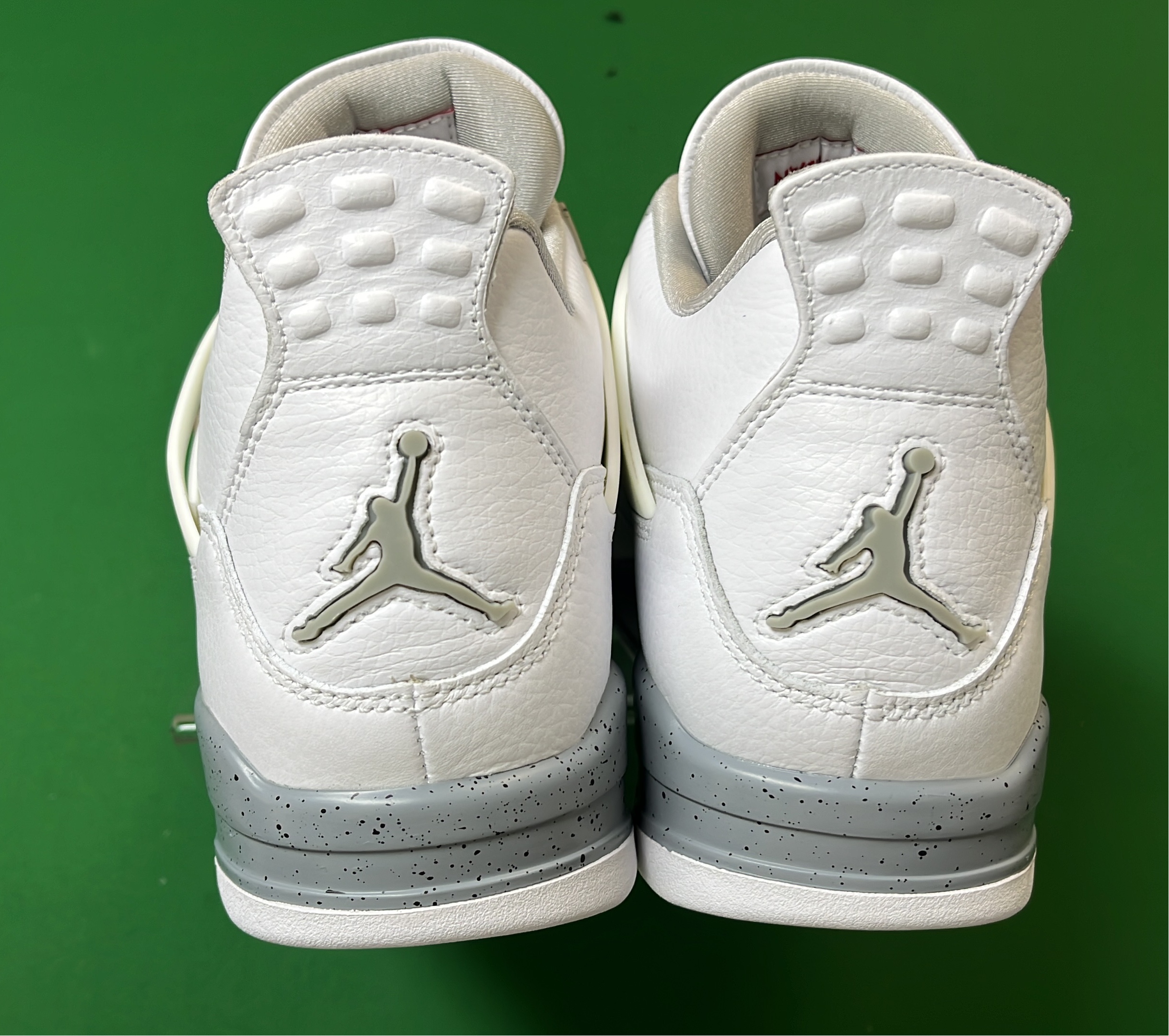 Air Jordan 4 Retro 'Military Yellow' Sneakers