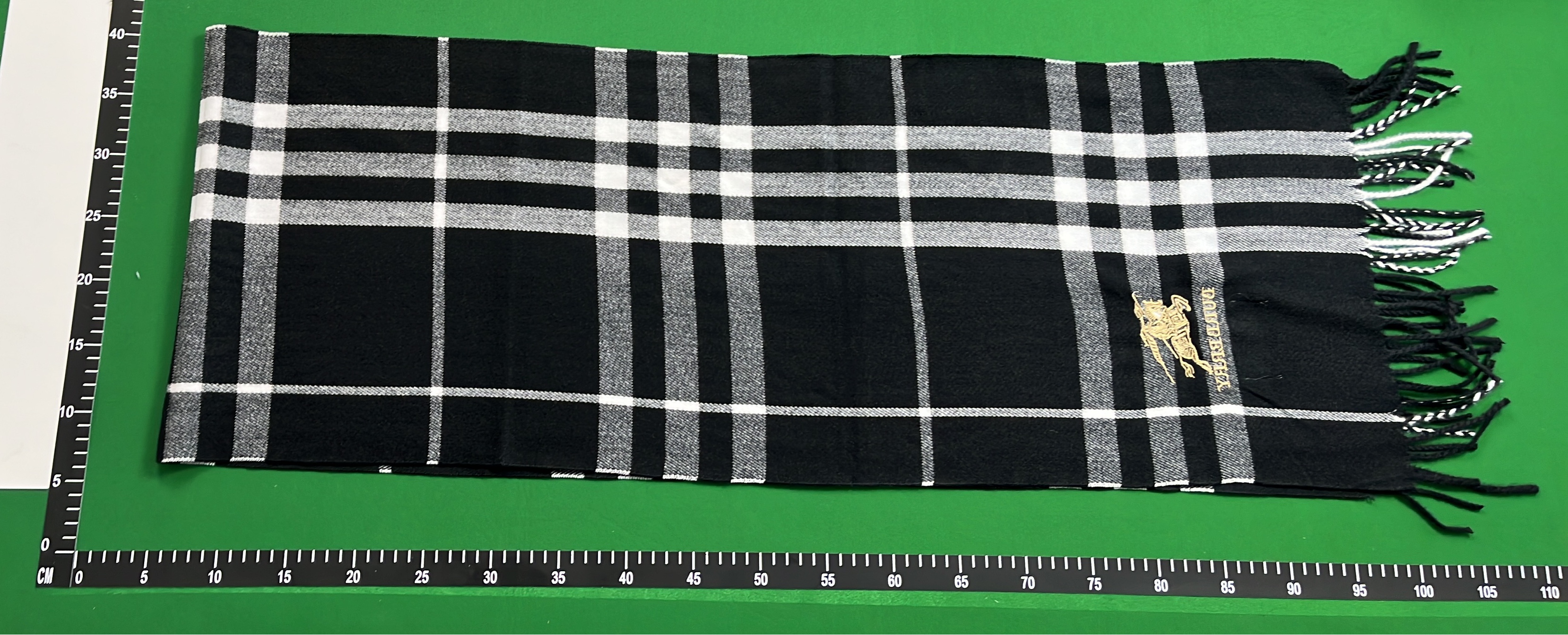 Burberry Classic Check Scarf for Men and Women