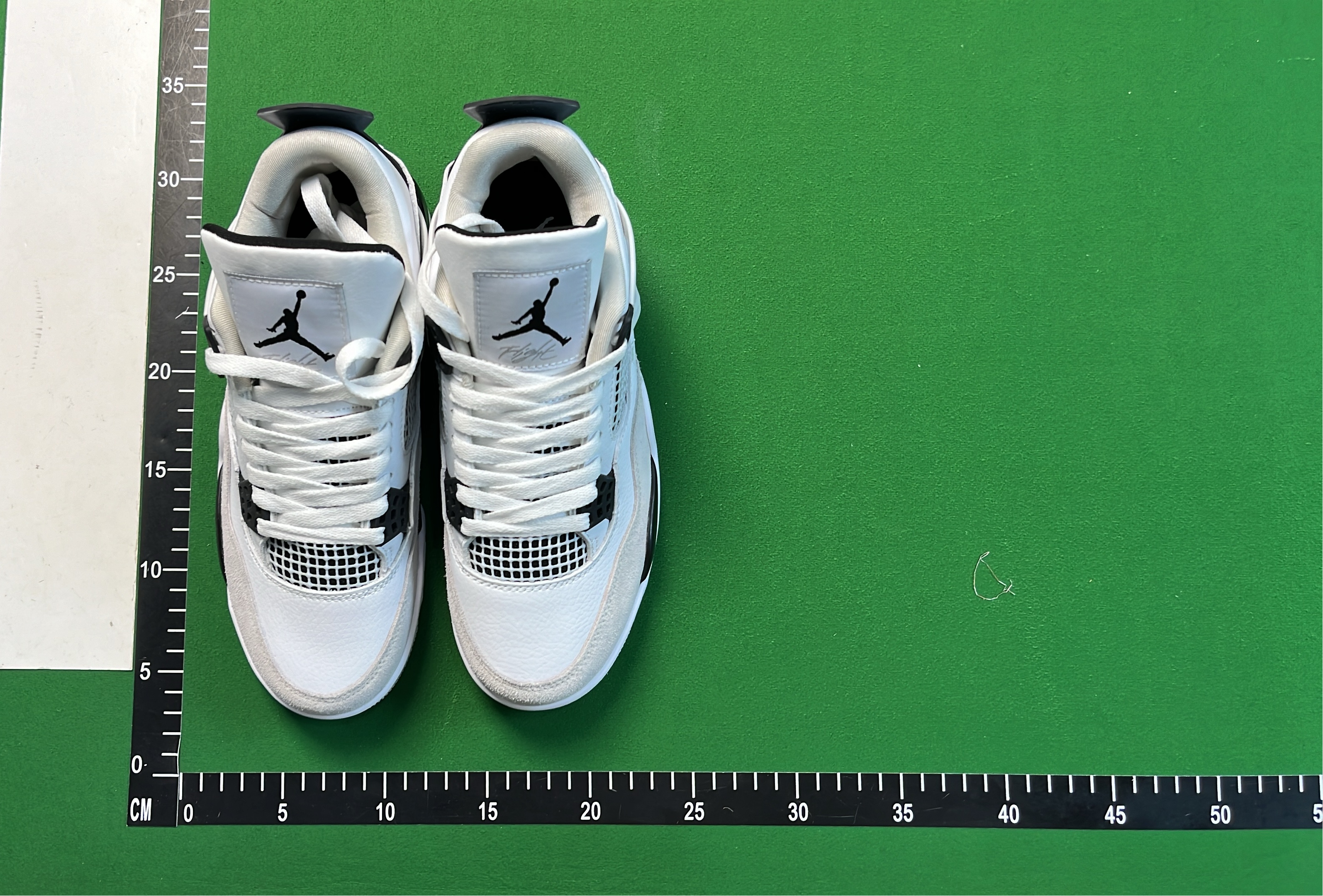 Nike Air Jordan 4 Retro Sneakers