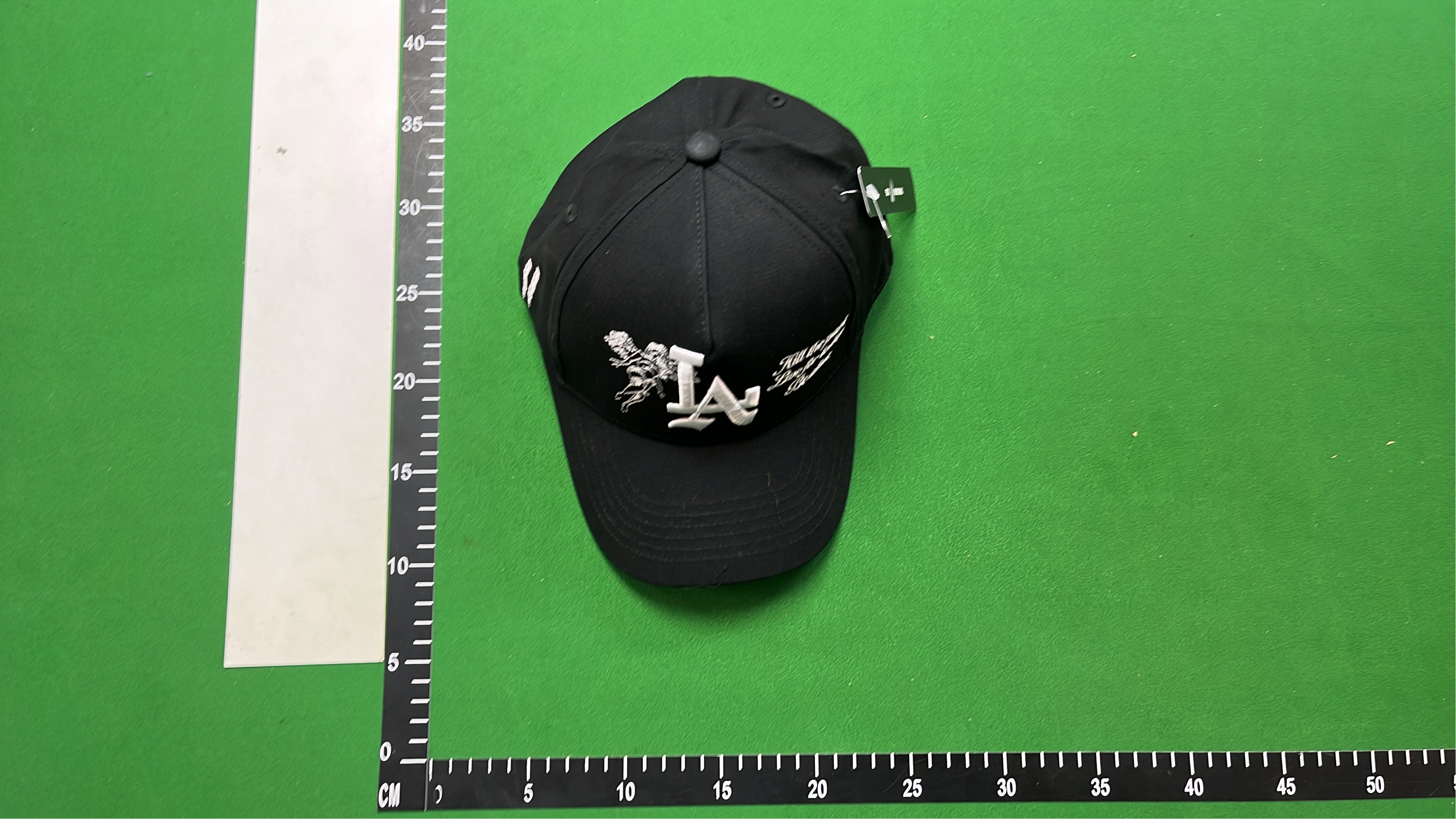 LA Embroidered Baseball Cap - Kill the Past, Live for Today
