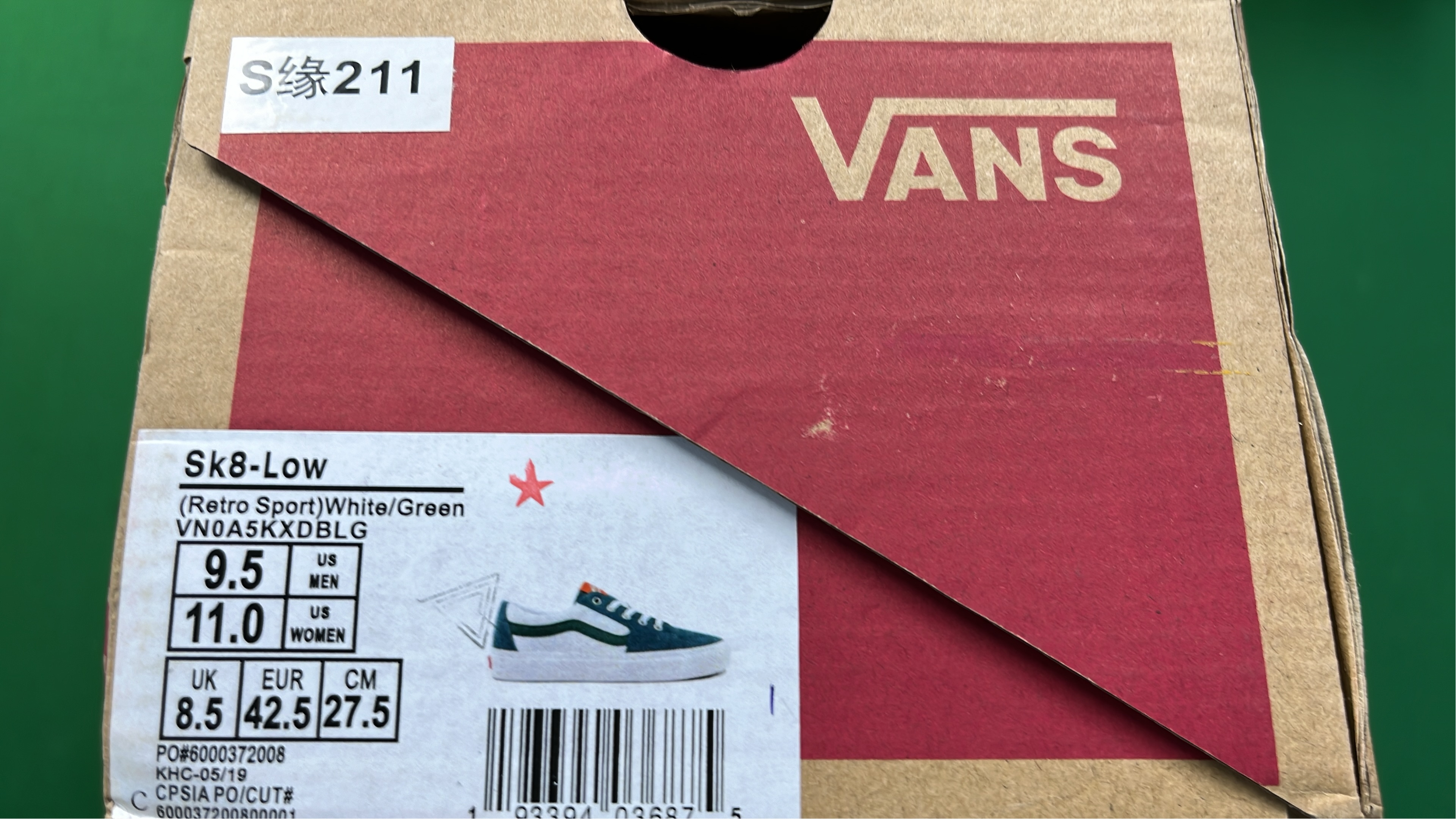 Vans Old Skool Skate Shoe in Navy and White