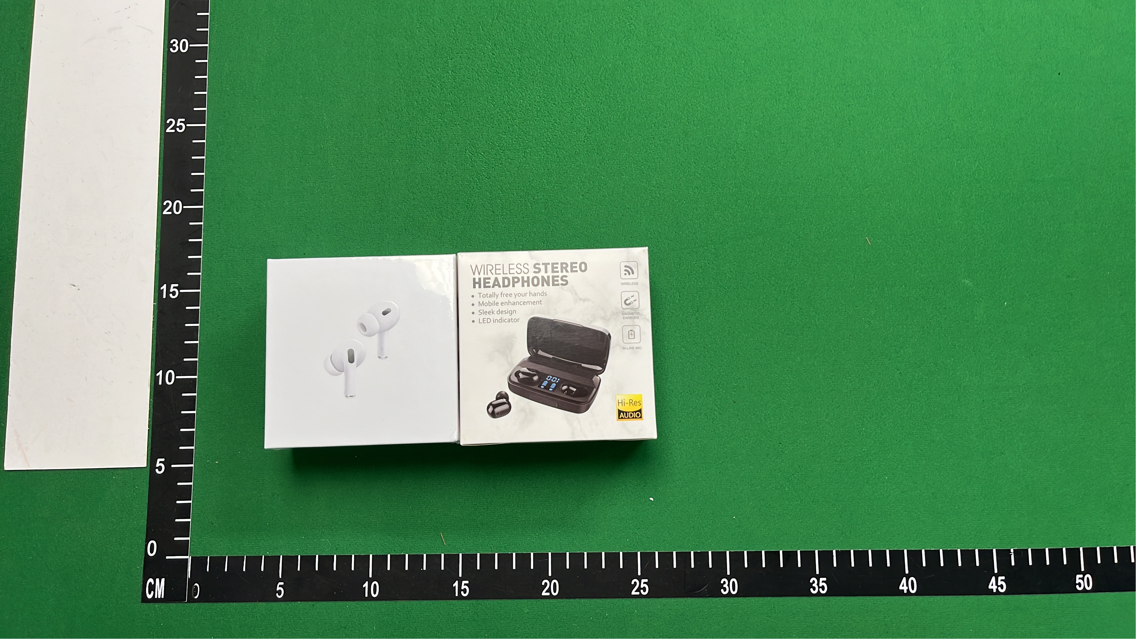 Apple AirPods Pro 2nd Generation with MagSafe Charging Case