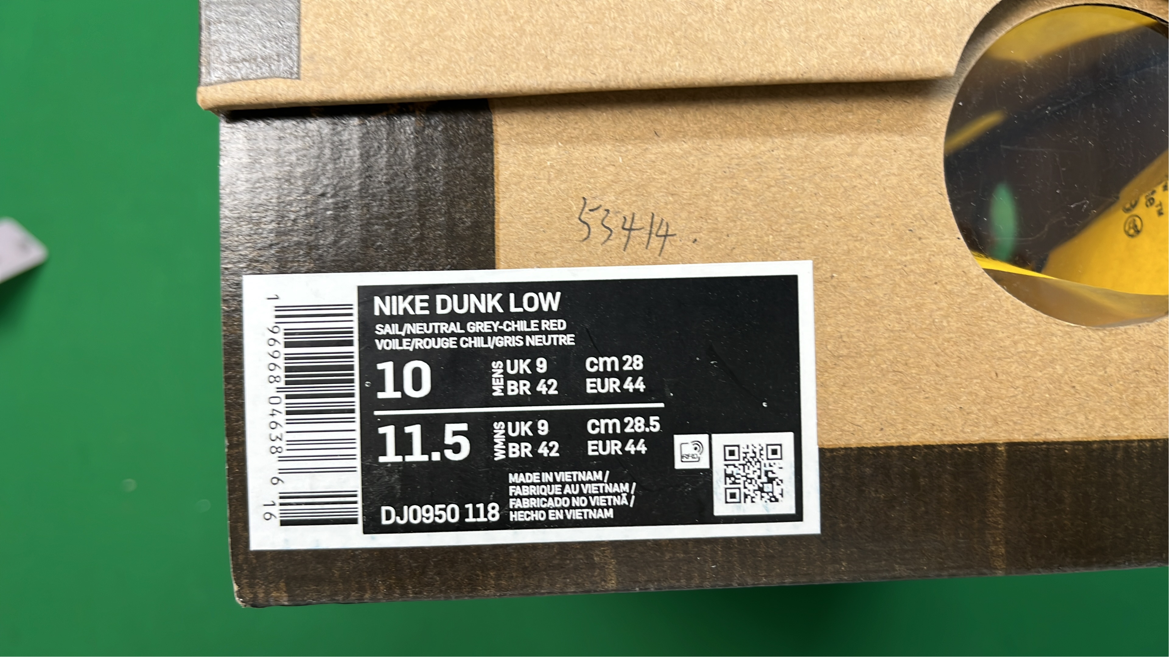 OG Batch Nike Dunk Low联名款运动鞋 限量版潮流设计
