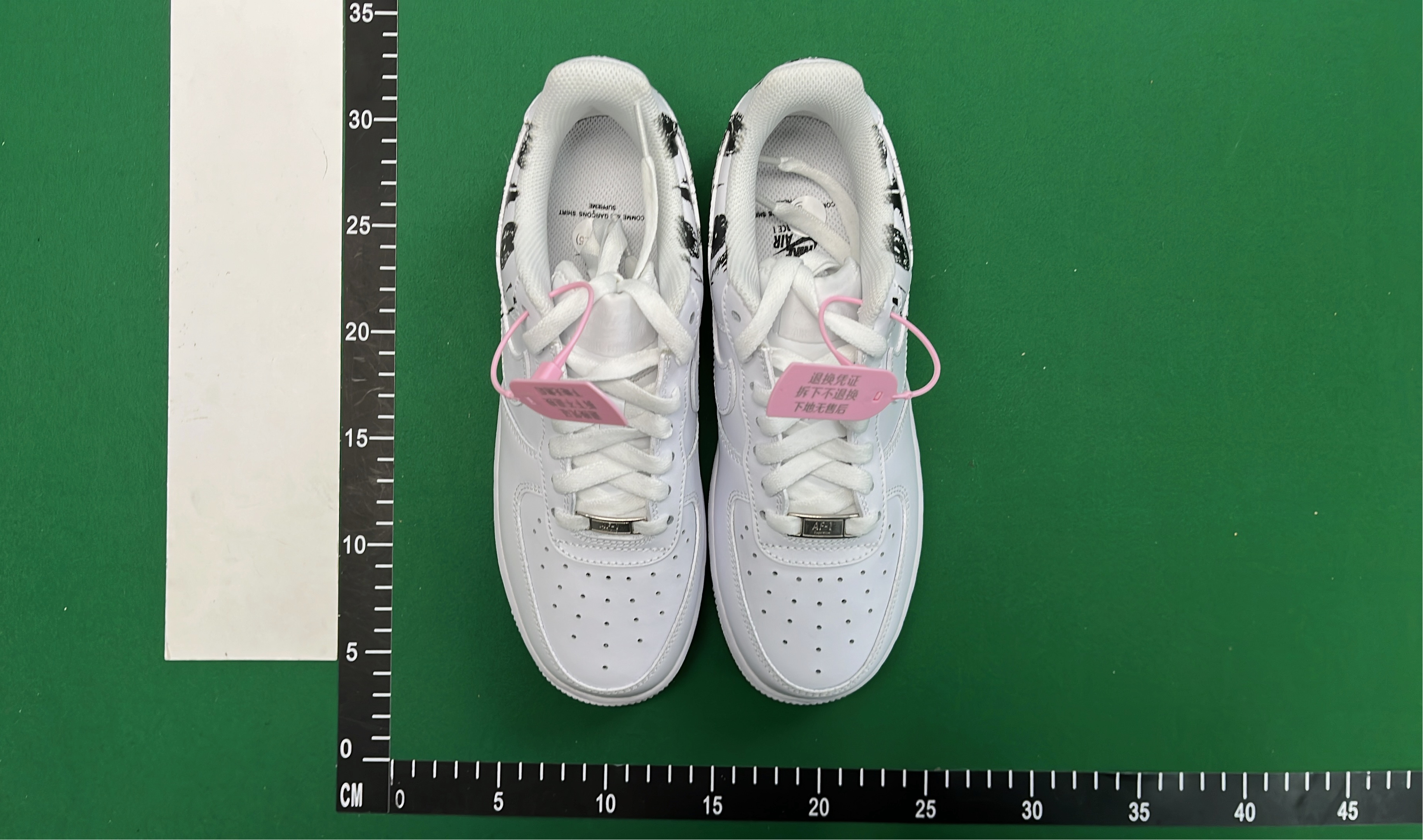 Supreme x Comme des Gar&ccedil;ons Shirt x Nike Air Force 1