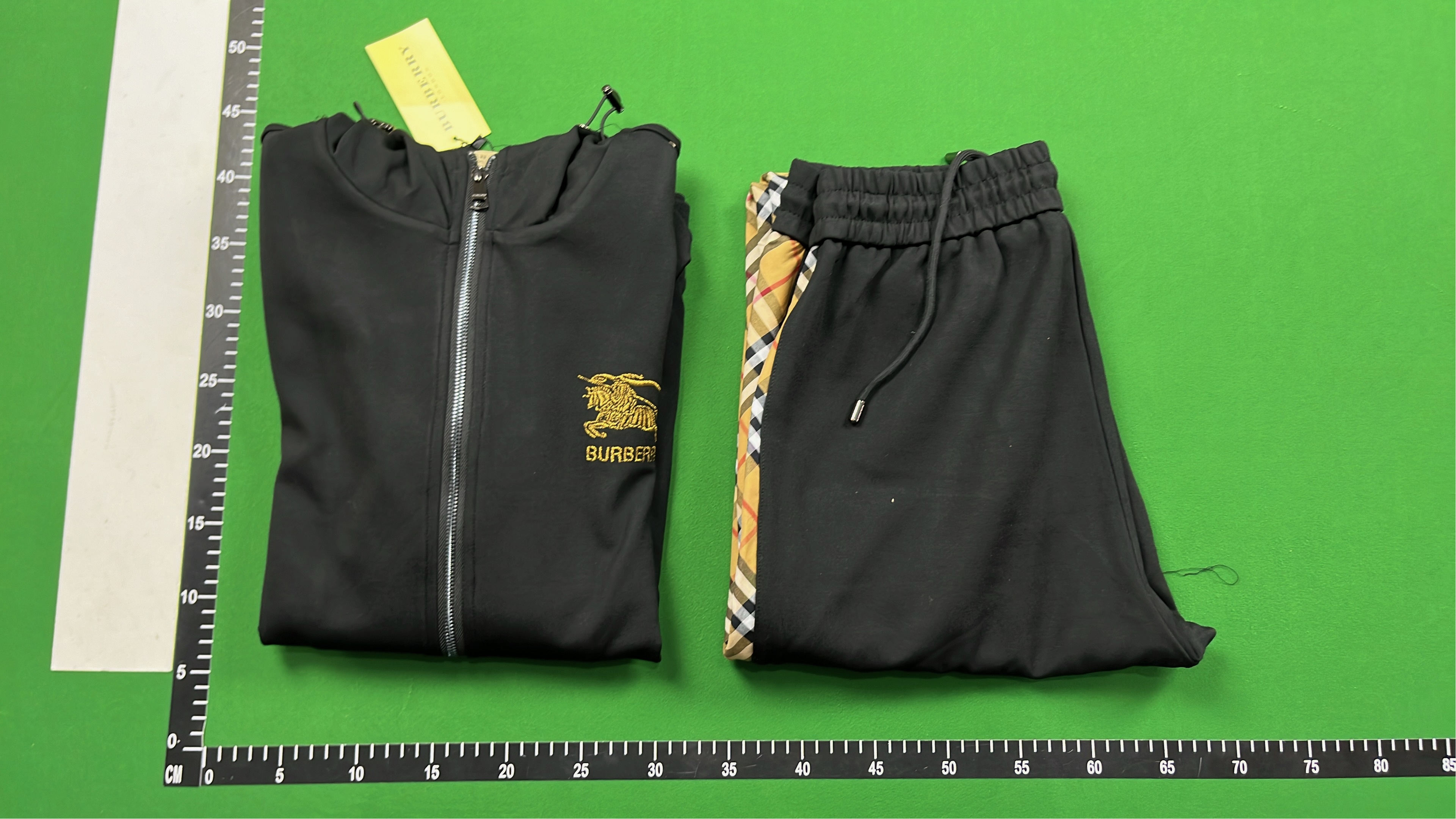 Burberry Black Hoodie & Pants Set with Check Lining and Equestrian Knight Logo
