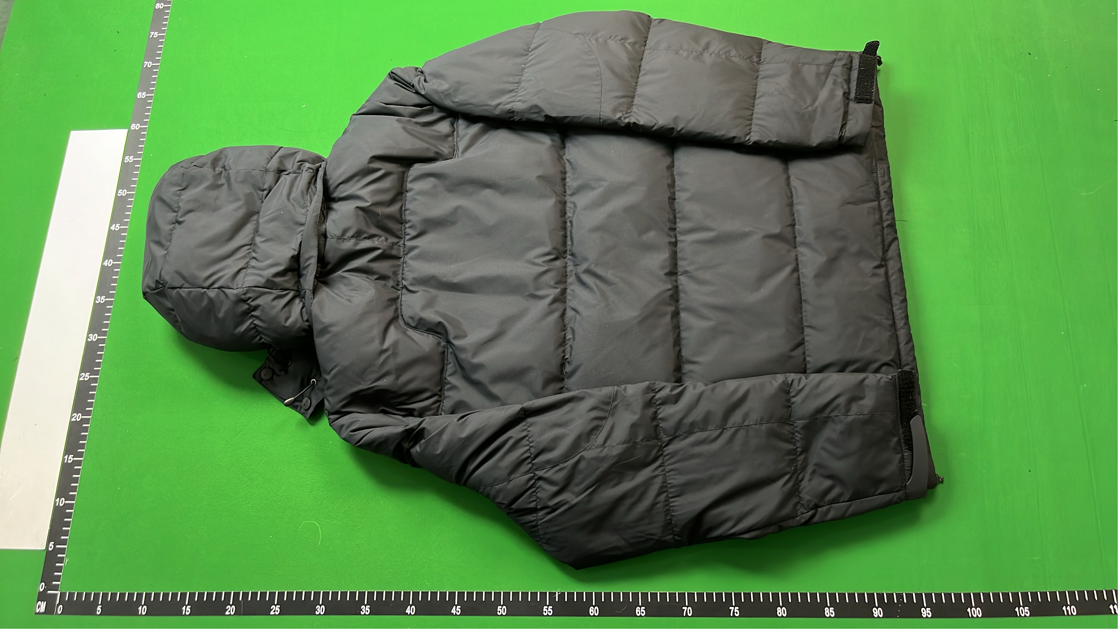 Men's Down Jacket Winter Warm Hooded Puffer Coat