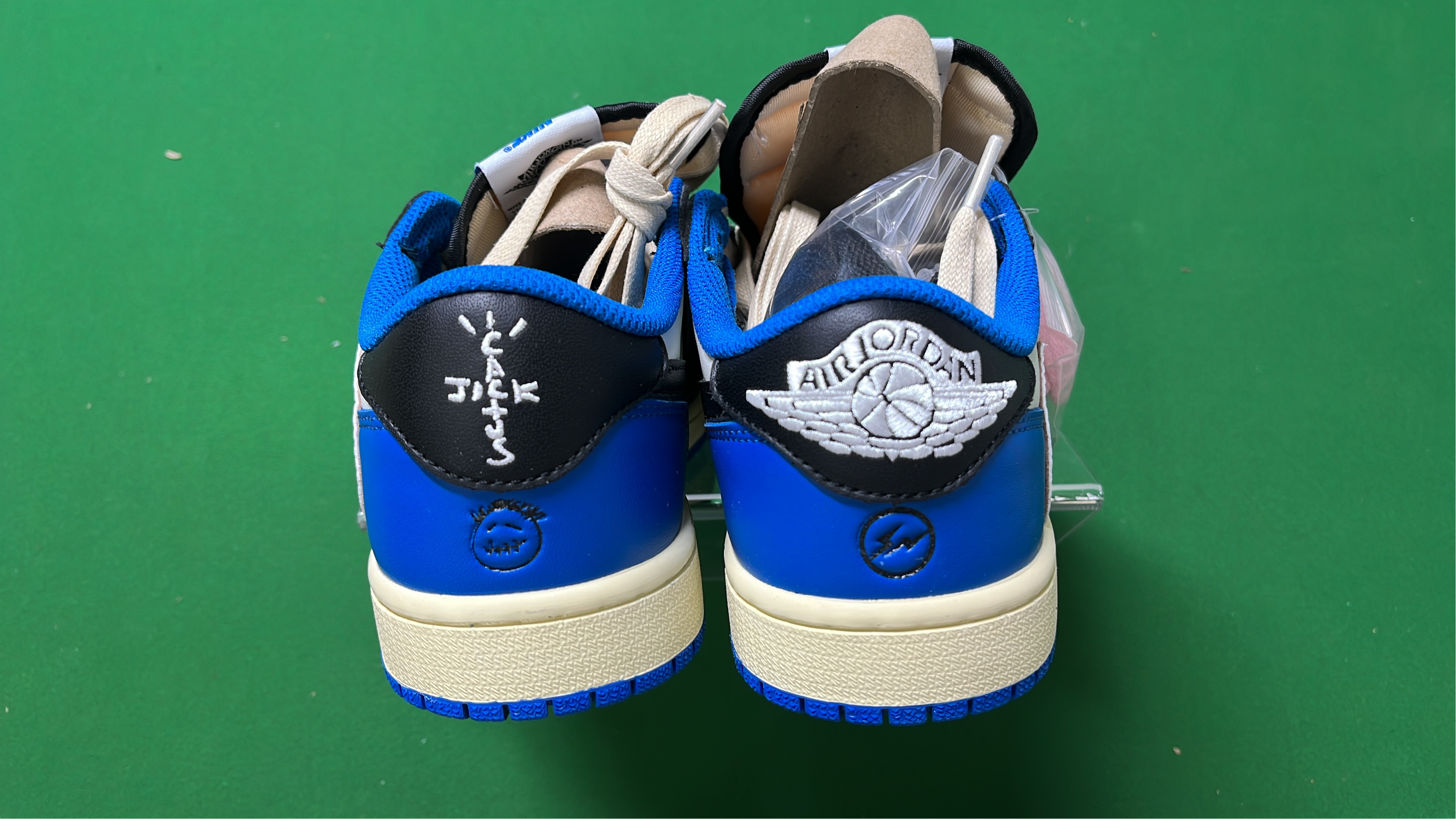 Nike Dunk Low Retro Shoes Collection