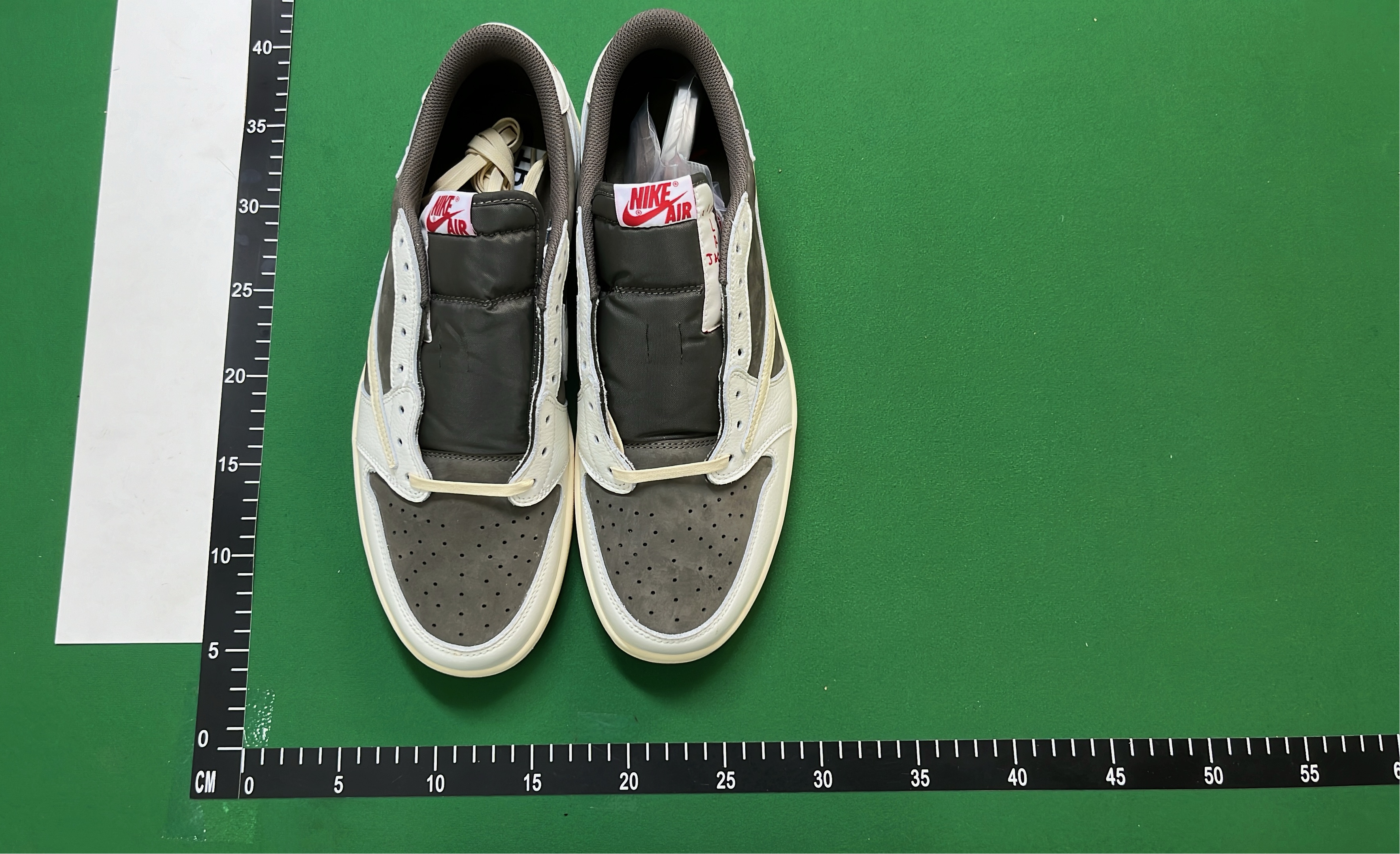 TS x AJ1 Low Retro Sneakers Collection