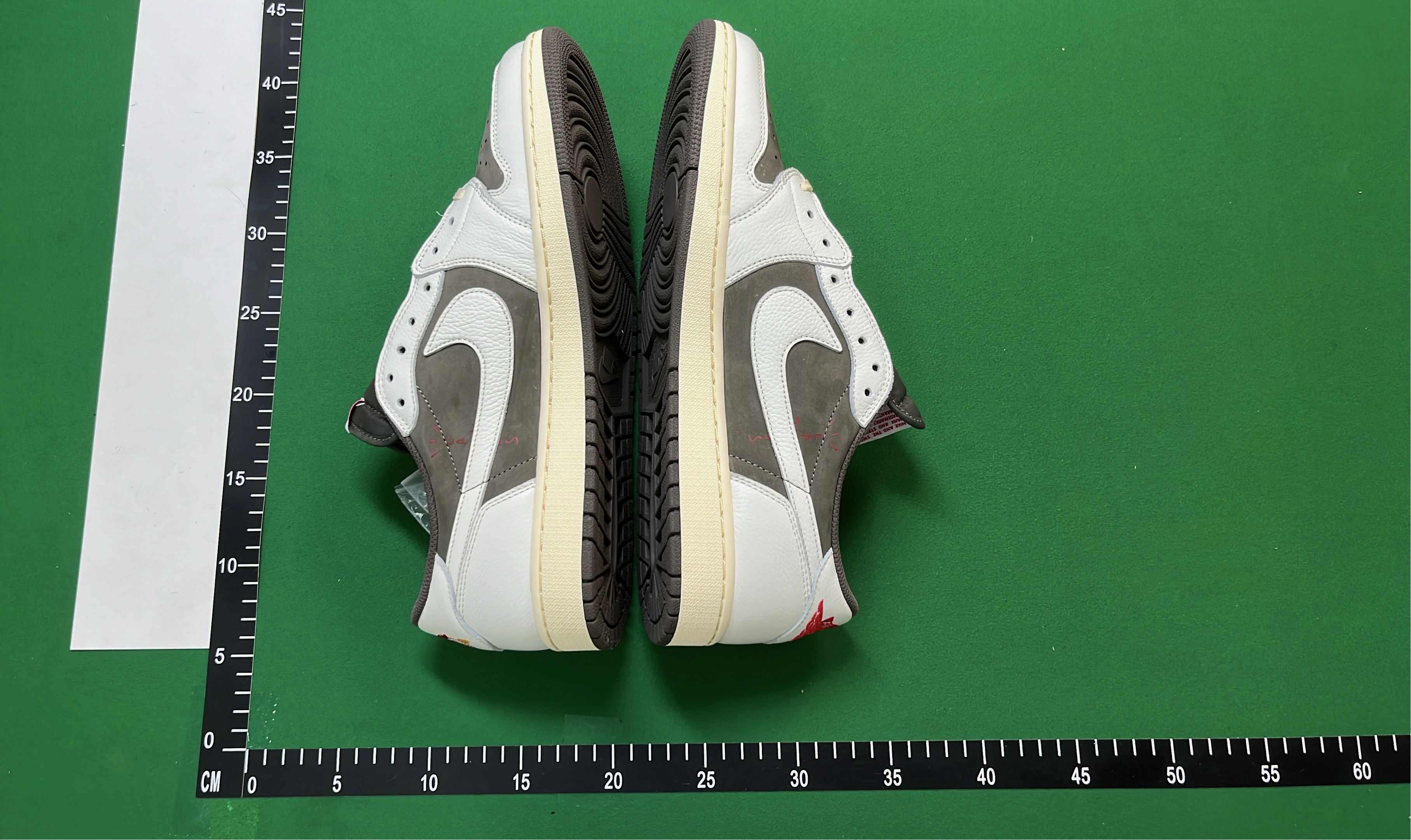 TS x AJ1 Low Retro Sneakers Collection