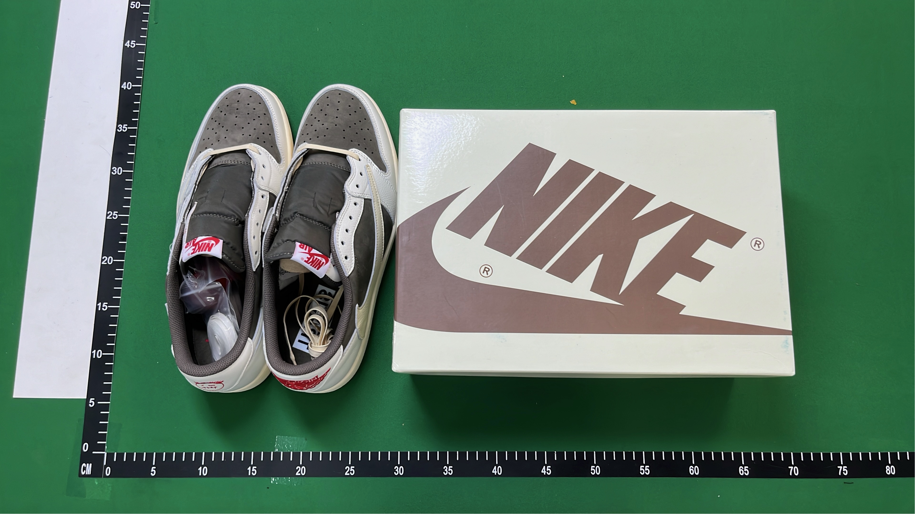 TS x AJ1 Low Retro Sneakers Collection