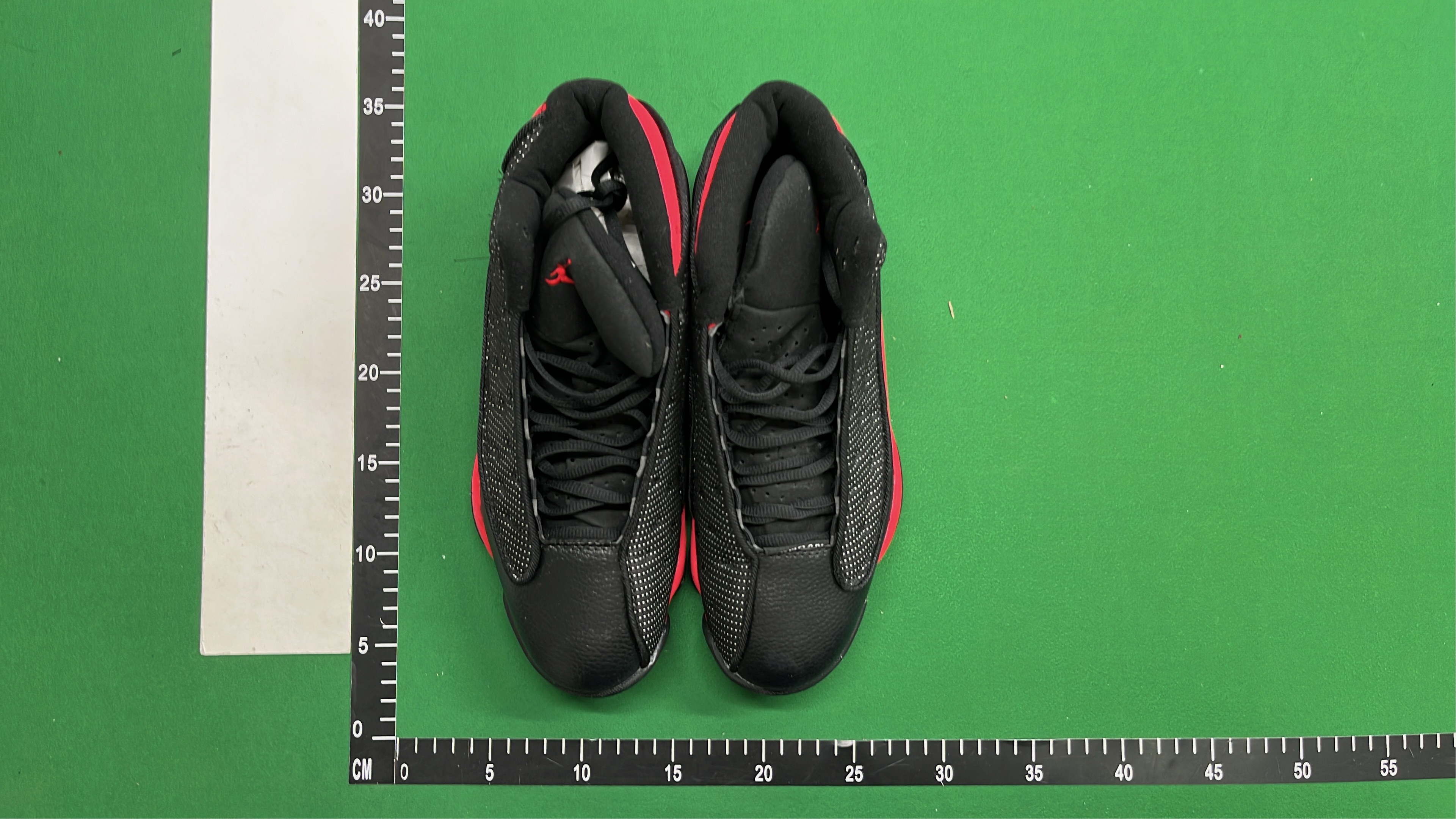 Air Jordan 13 Retro Basketball Shoes