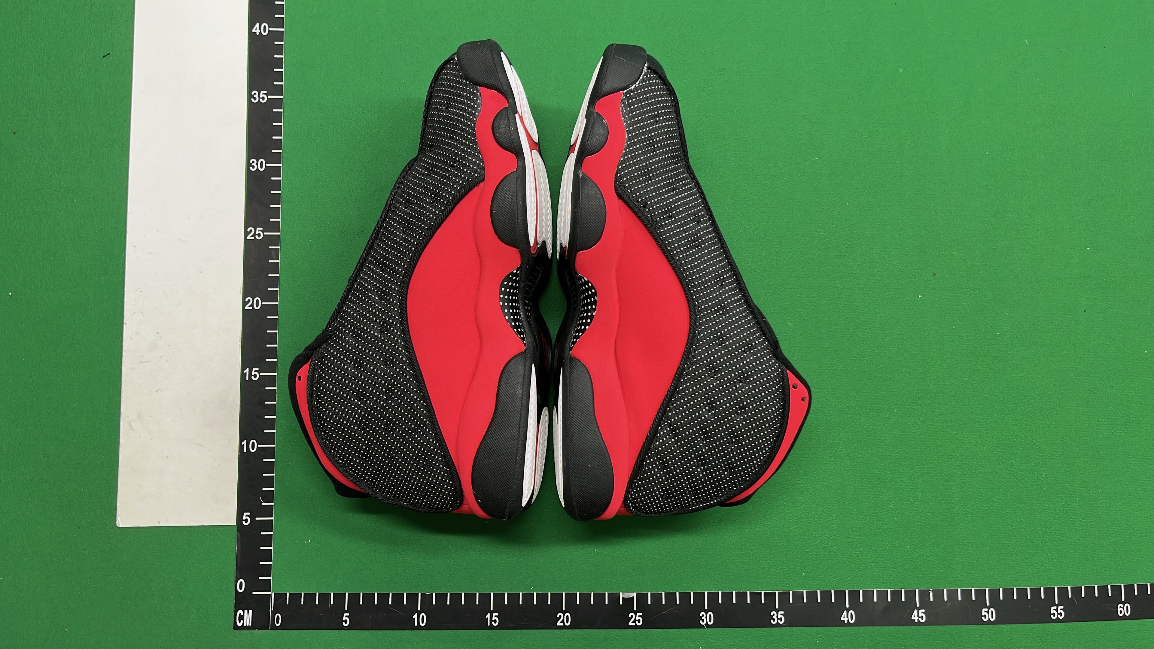 Air Jordan 13 Retro Basketball Shoes