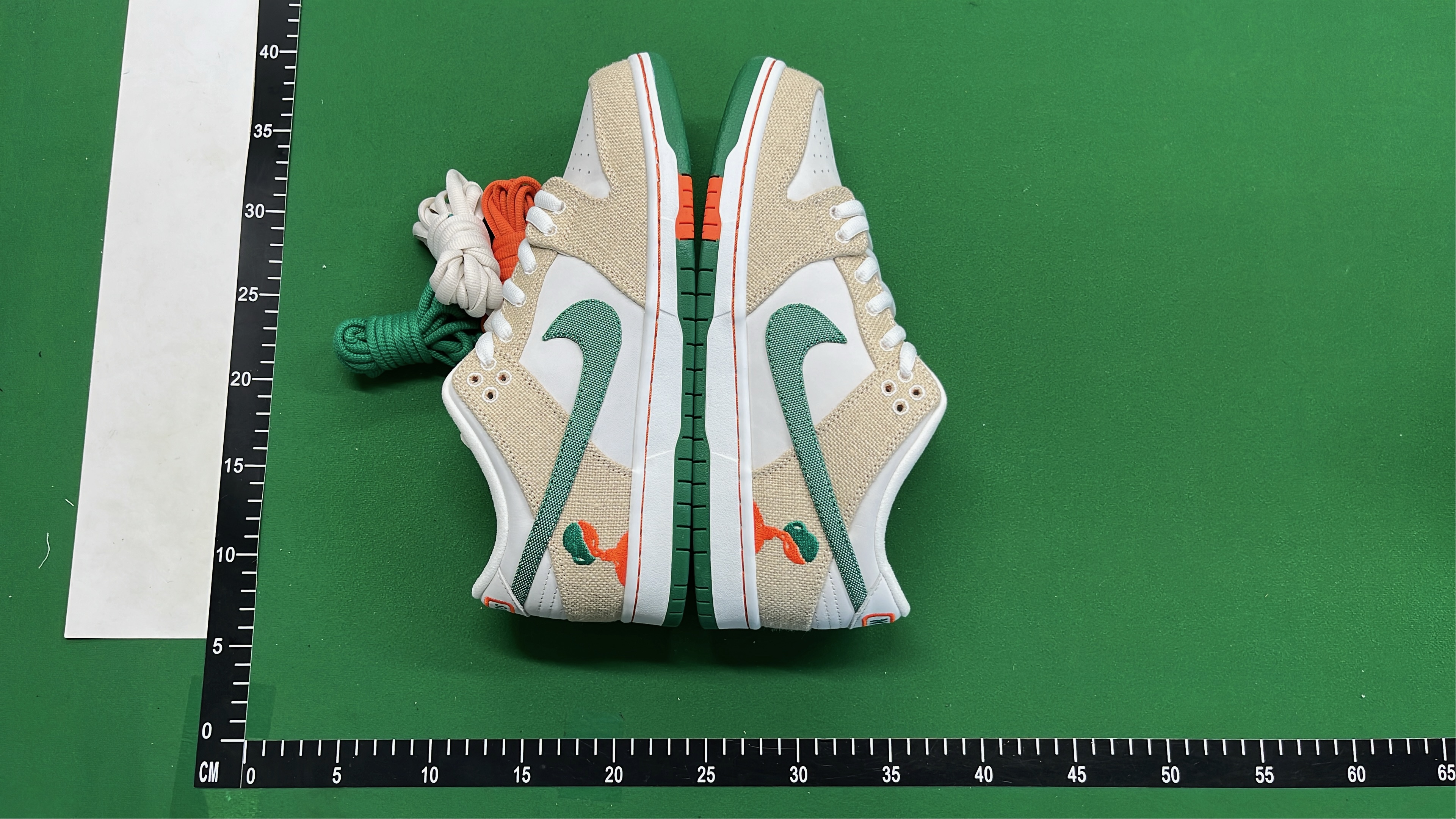 Nike SB Dunk Low 'St. Patrick's Day' Beige Green Orange