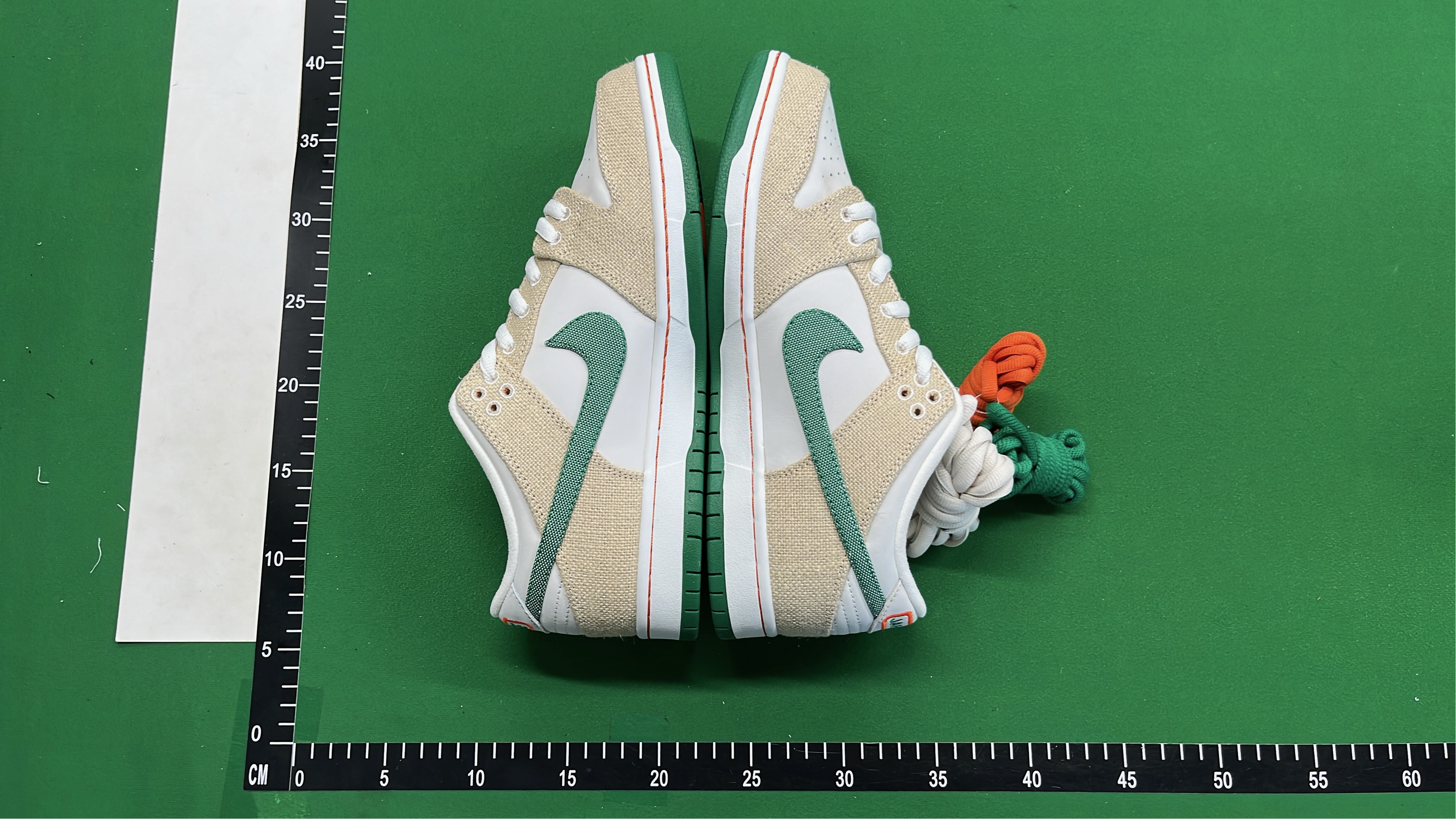 Nike SB Dunk Low 'St. Patrick's Day' Beige Green Orange