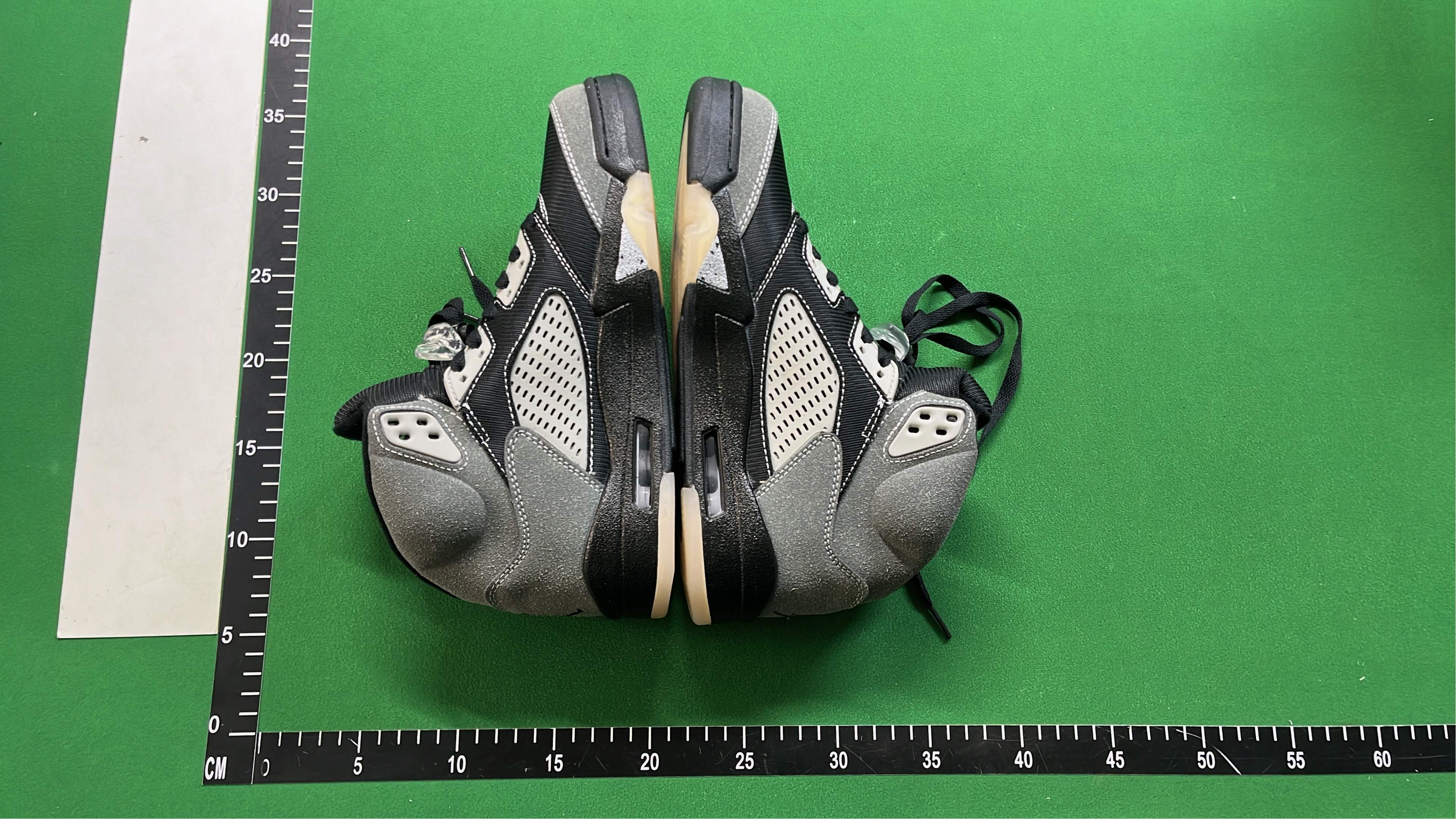 Air Jordan 5 Retro - Premium Basketball Sneakers