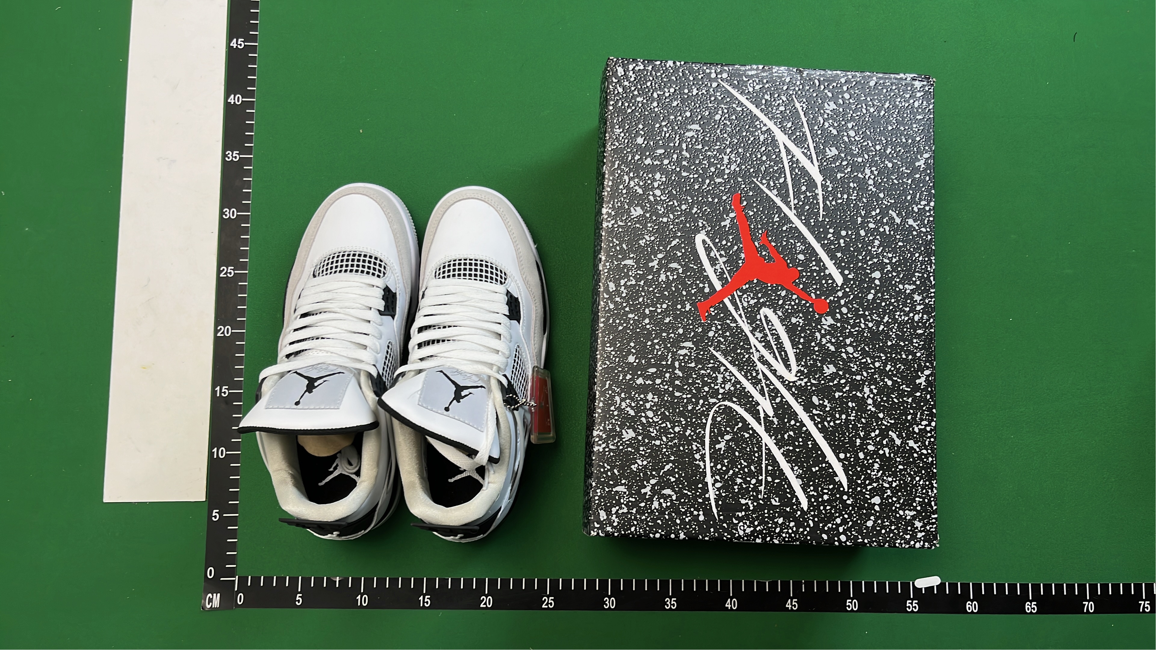 Air Jordan 4 Retro Shoes - Classic Sneakers for Men and Women