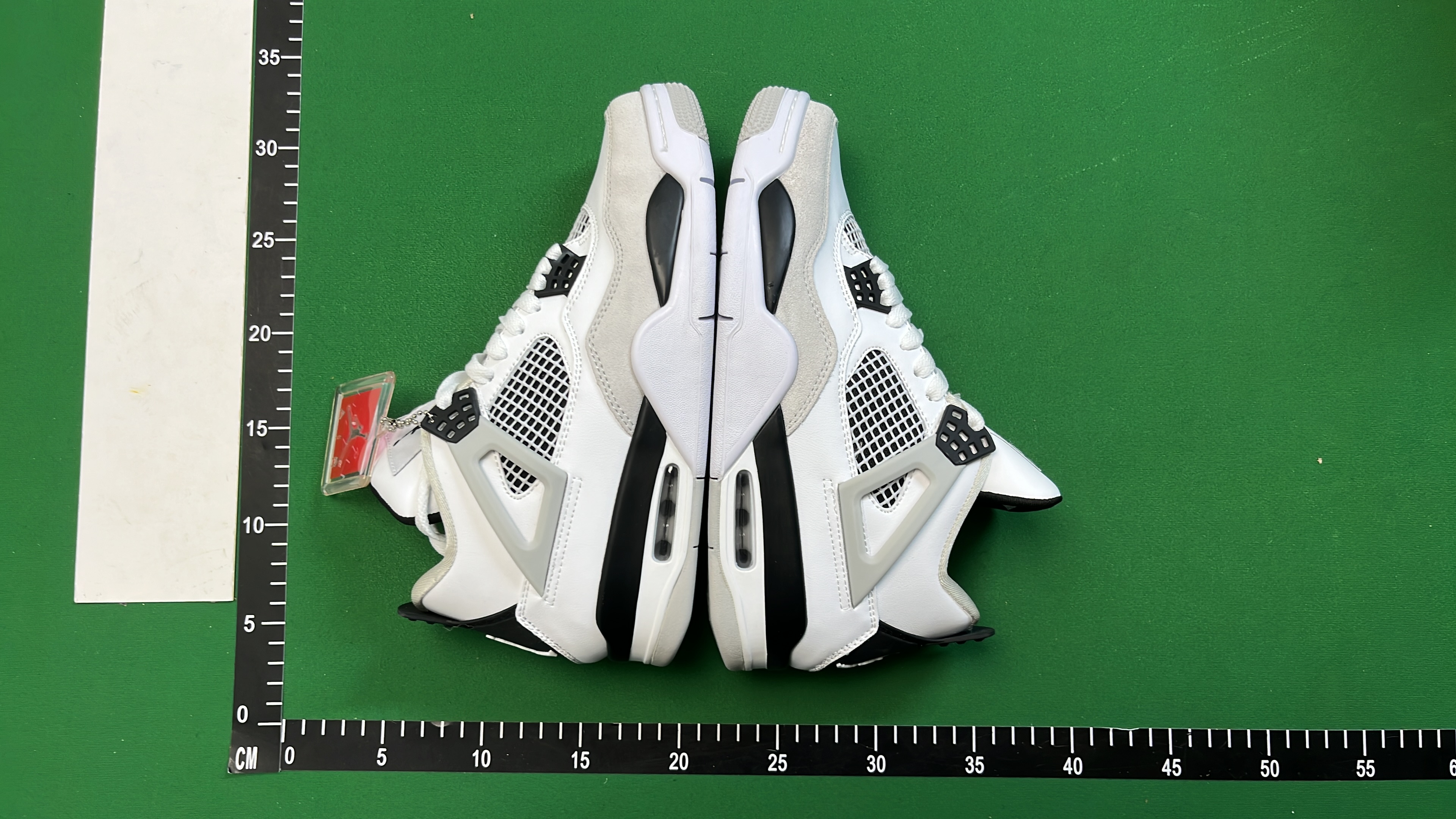 Air Jordan 4 Retro Shoes - Classic Sneakers for Men and Women