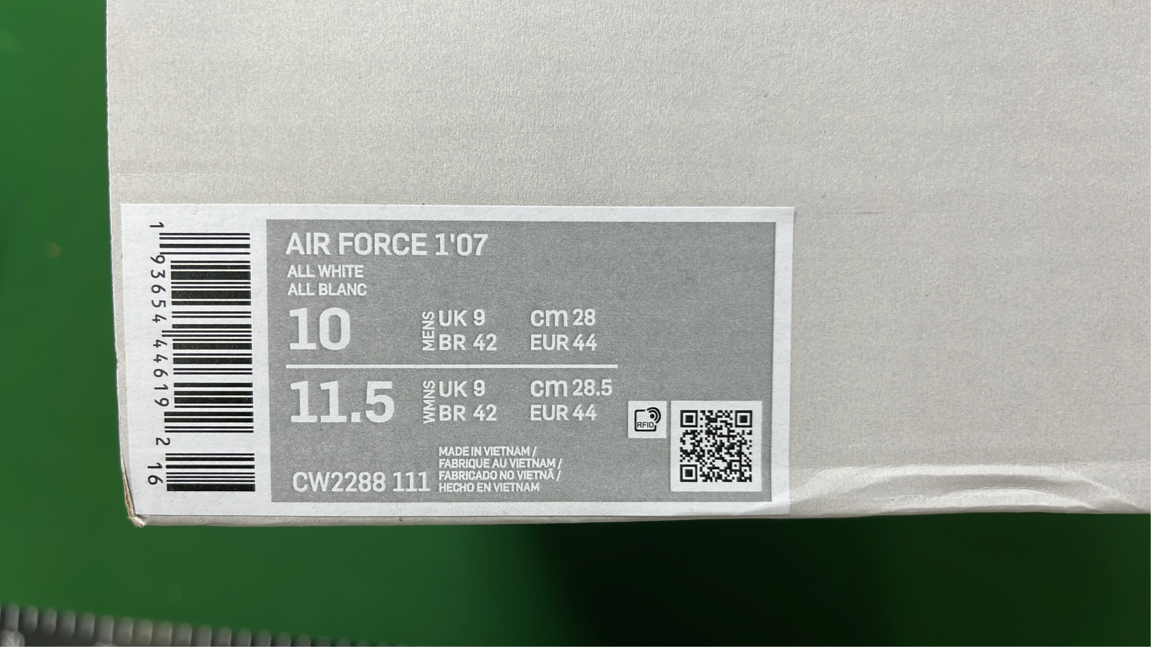 Nike Air Force 1 White Leather Sneakers for Men and Women