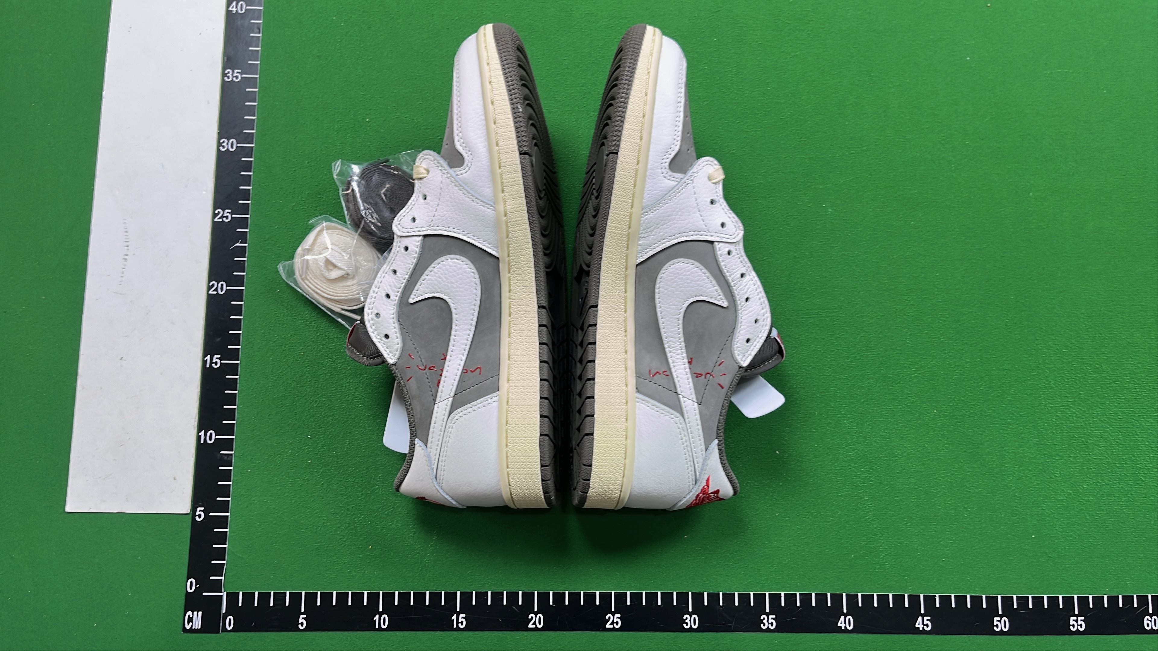 Nike Air Jordan 1 Low Retro Sneakers - Men's Fashion Shoes